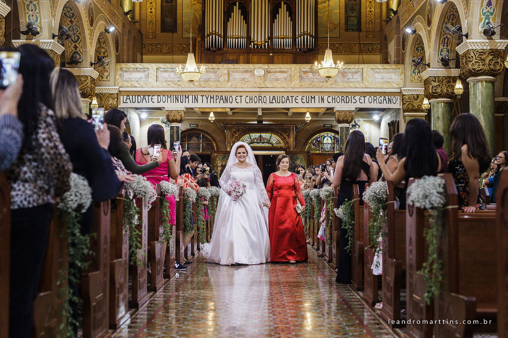 Casamento Daiane e Marcos no espaço Fauze Karam Buffet