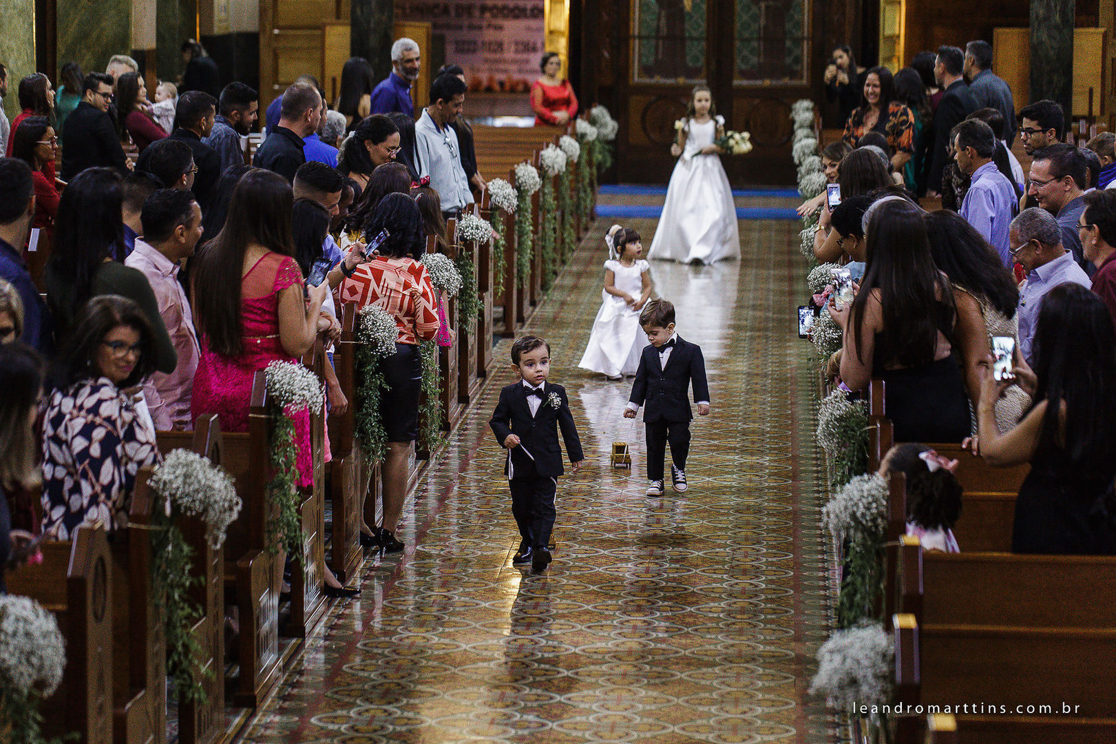Casamento Daiane e Marcos no espaço Fauze Karam Buffet