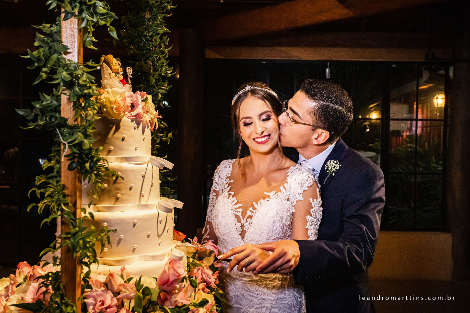 Casamento Giovanna e Jonathan no espaço Glauber Carvalho