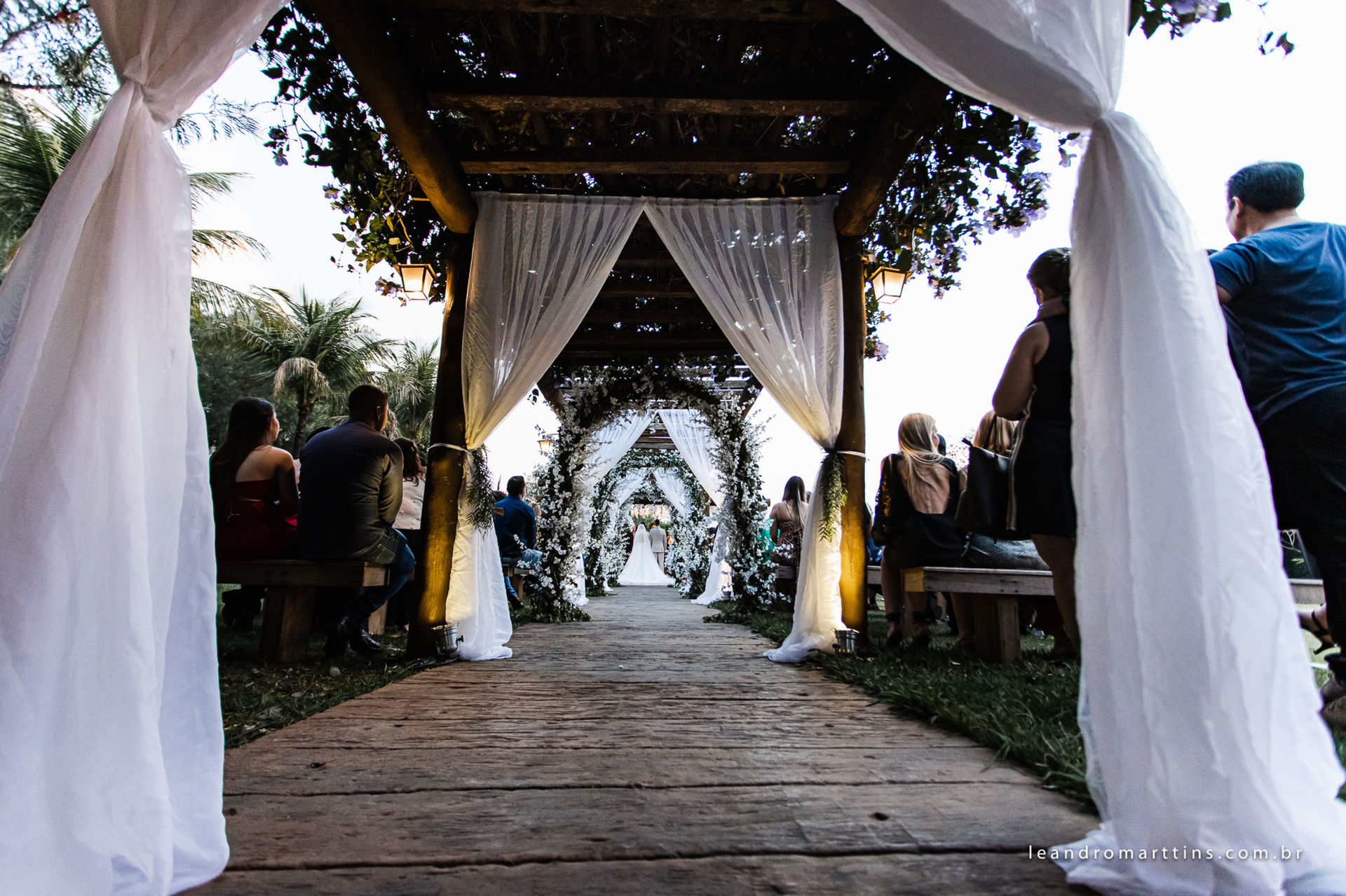 Casamento Cinthia e Lécio no espaço Glauber Carvalho