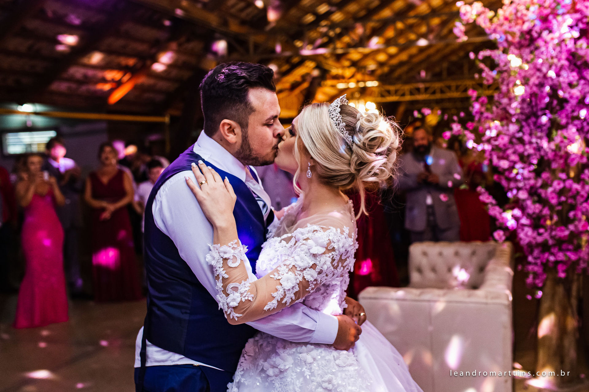 Casamento Elizandra e Iago no espaço Santa Felicidade Eventos