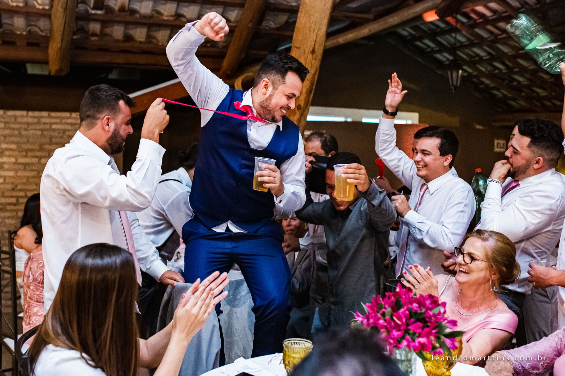 Casamento Elizandra e Iago no espaço Santa Felicidade Eventos