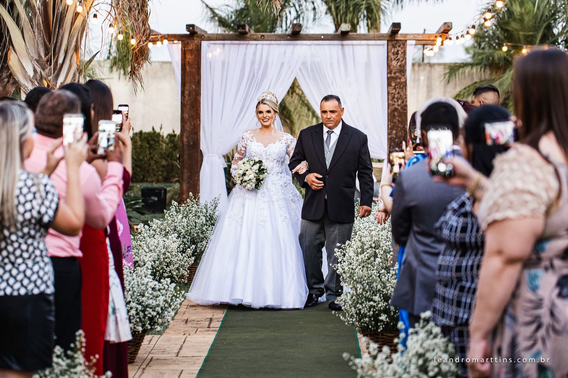 Casamento Elizandra e Iago no espaço Santa Felicidade Eventos