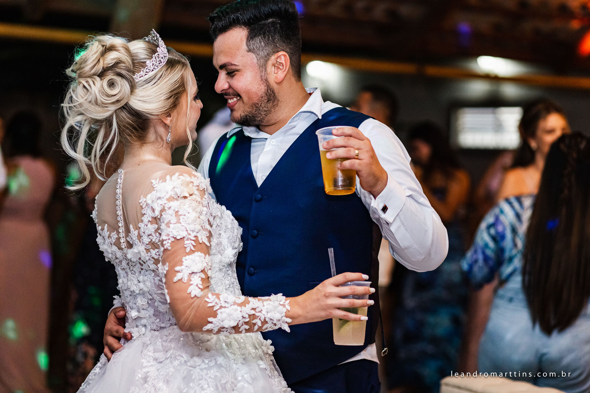 Casamento Elizandra e Iago no espaço Santa Felicidade Eventos