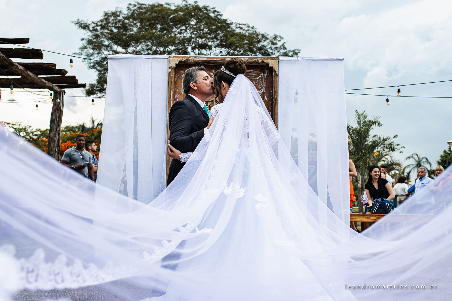 Casamento Jayne e Richard no espaço Remanso do Café