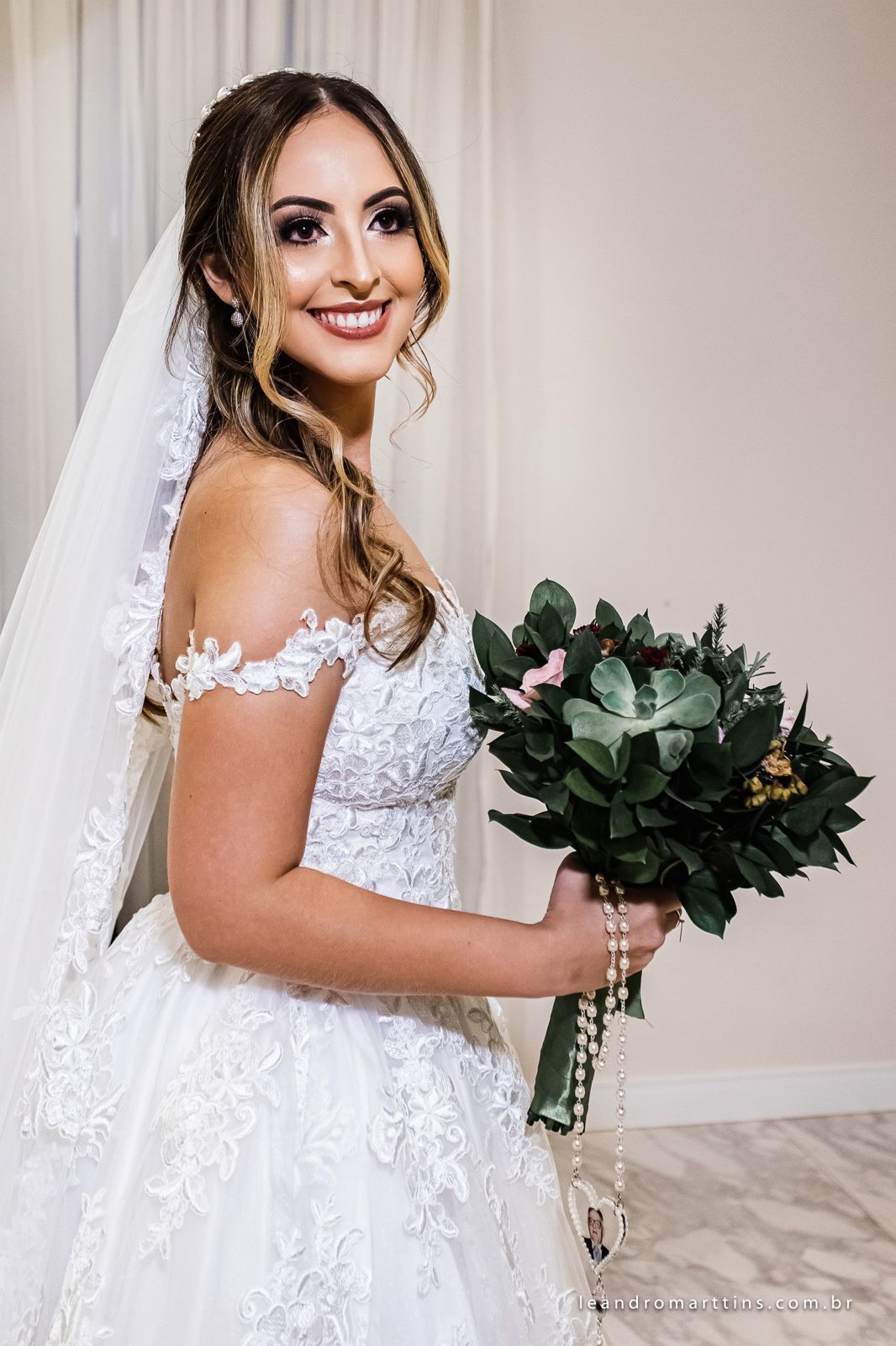 Casamento Ana Laura e Lucas no espaço Almeida Pires Buffet