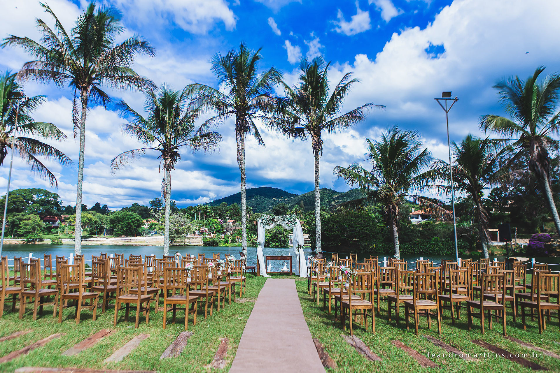 Casamento Thaís e Danilo no espaço Costa del Mar Hotel Boutique, Miguel Pereira - RJ