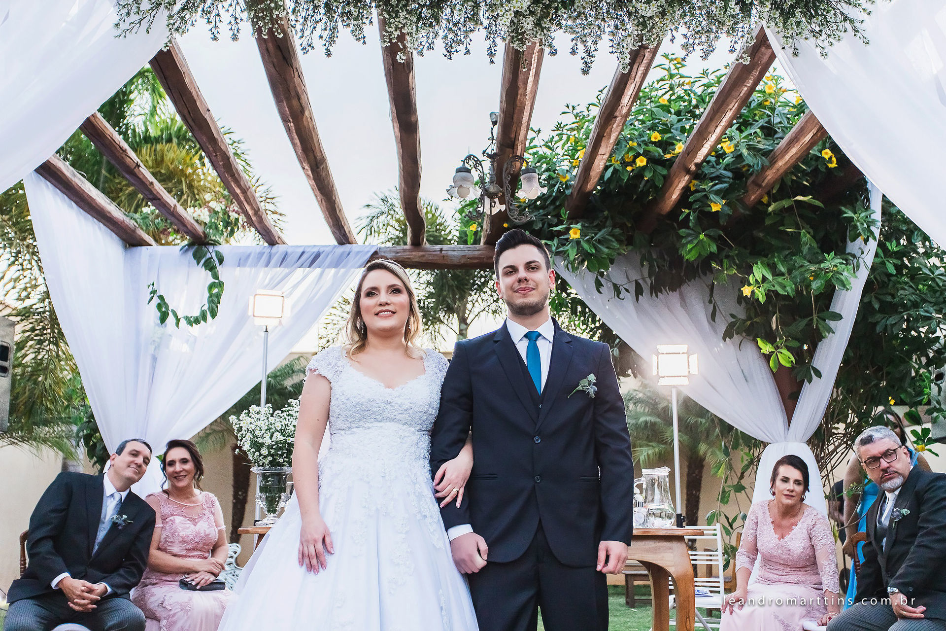 Casamento Ana Paula e Pedro no espaço Villart Eventos em Potirendaba - SP 