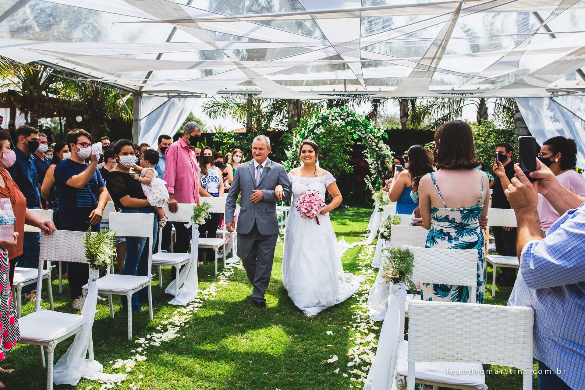 Casamento Letícia e Higor na chácara Agape em Olímpia - SP