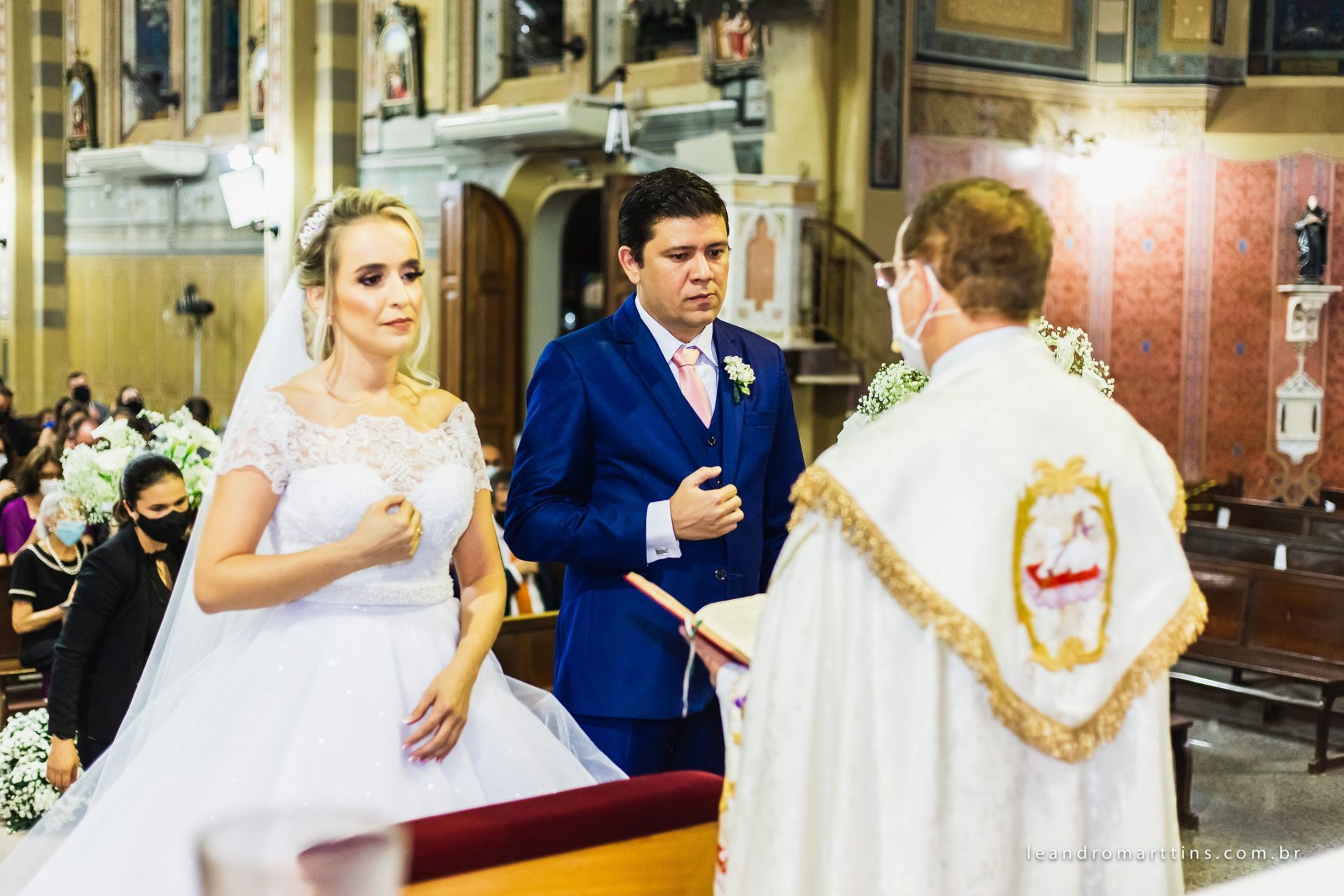 Casamento Natália e João na igreja Matriz de Mirassol