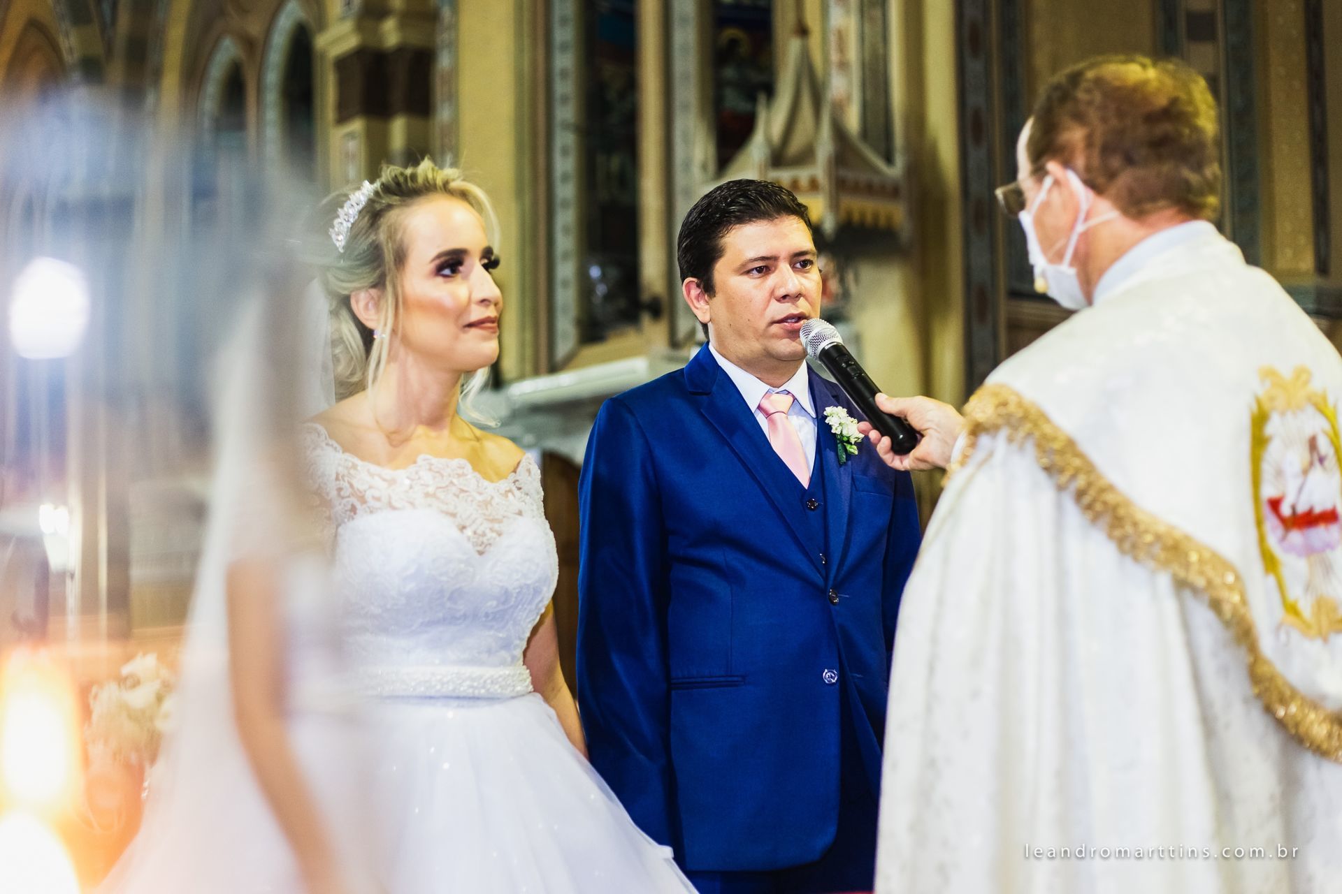 Casamento Natália e João na igreja Matriz de Mirassol