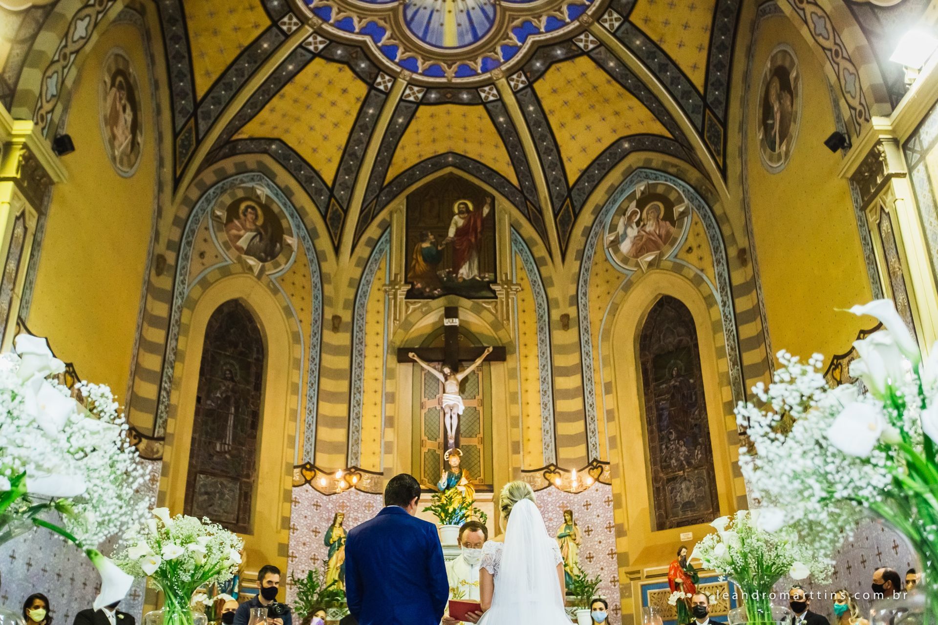 Casamento Natália e João na igreja Matriz de Mirassol