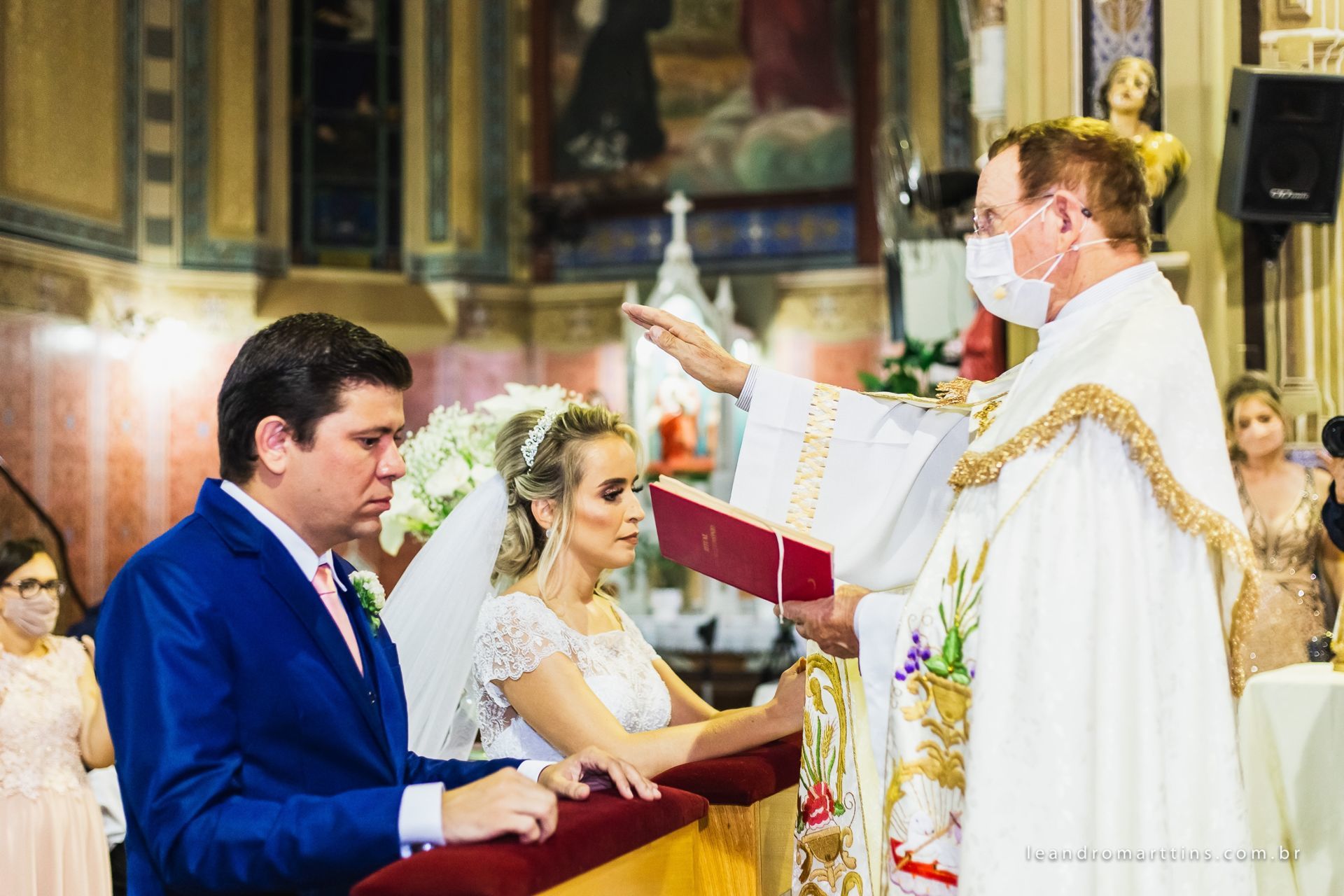 Casamento Natália e João na igreja Matriz de Mirassol