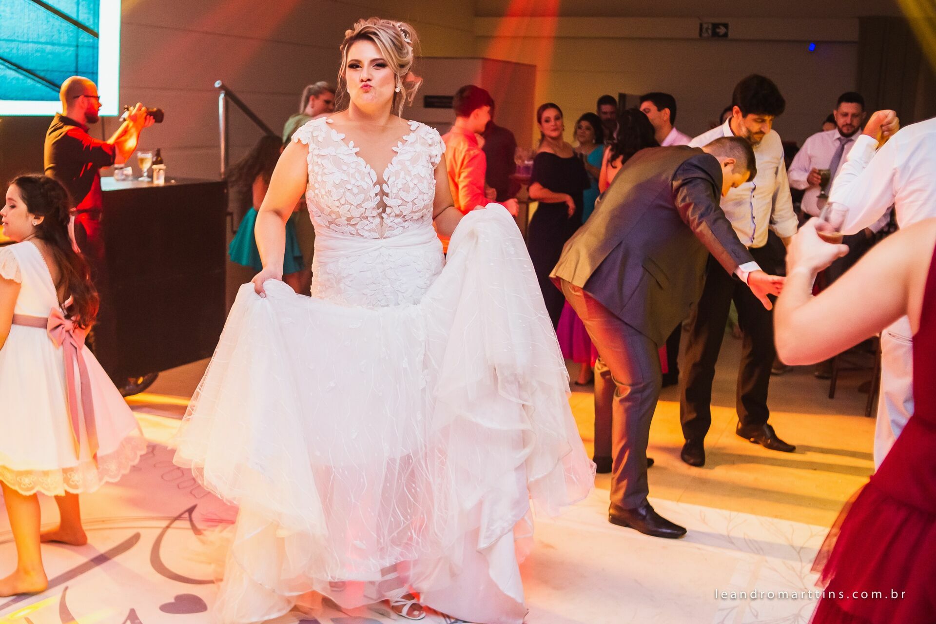 Casamento Fernanda e Jair no espaço Spazio Bianchi Eventos em José Bonifácio - SP