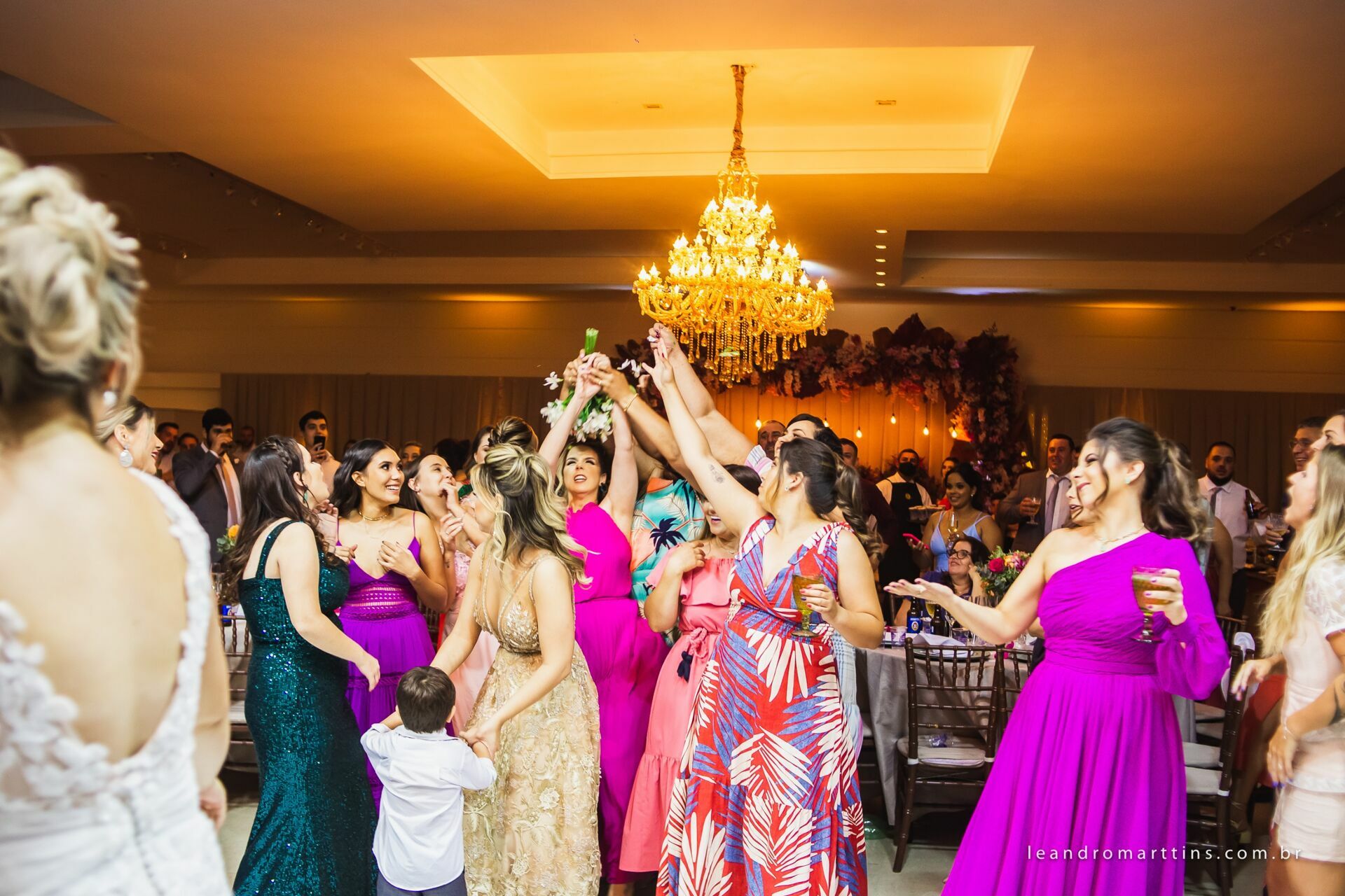 Casamento Fernanda e Jair no espaço Spazio Bianchi Eventos em José Bonifácio - SP