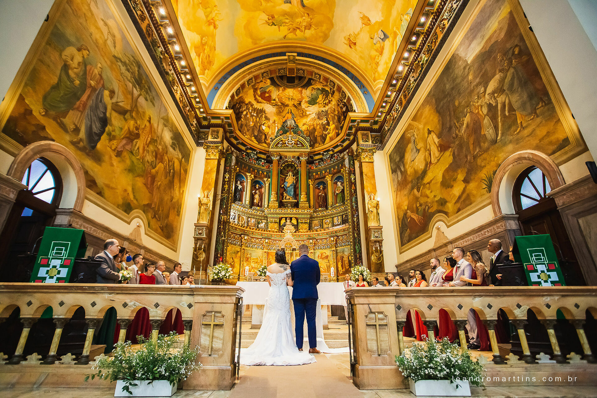 Casamento Fernanda e Herbert na Paróquia Nossa Senhora da Saúde em São Paulo - SP