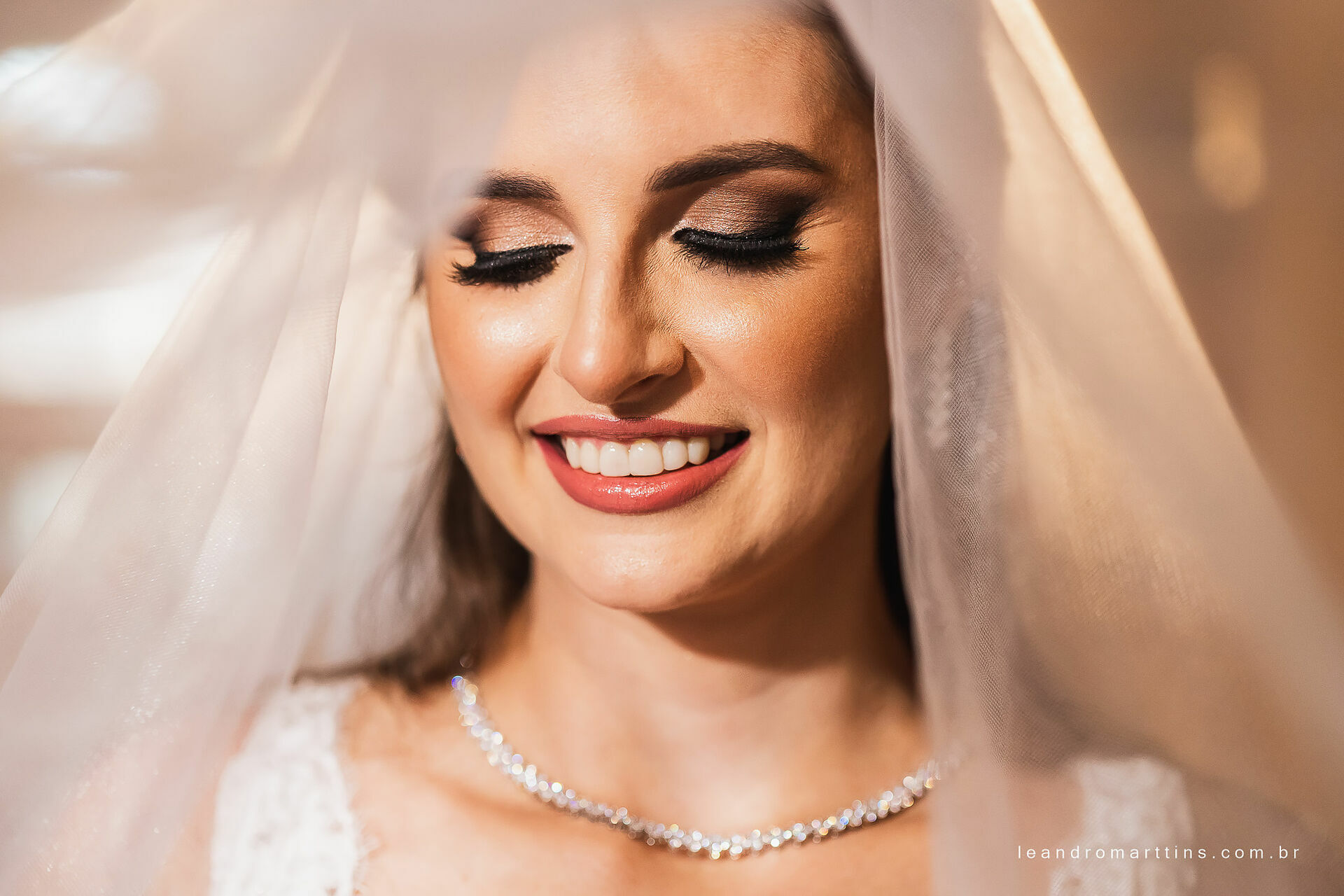 Casamento Marcele e Vitor na igreja Basílica com recepção no espaço Glauber Carvalho