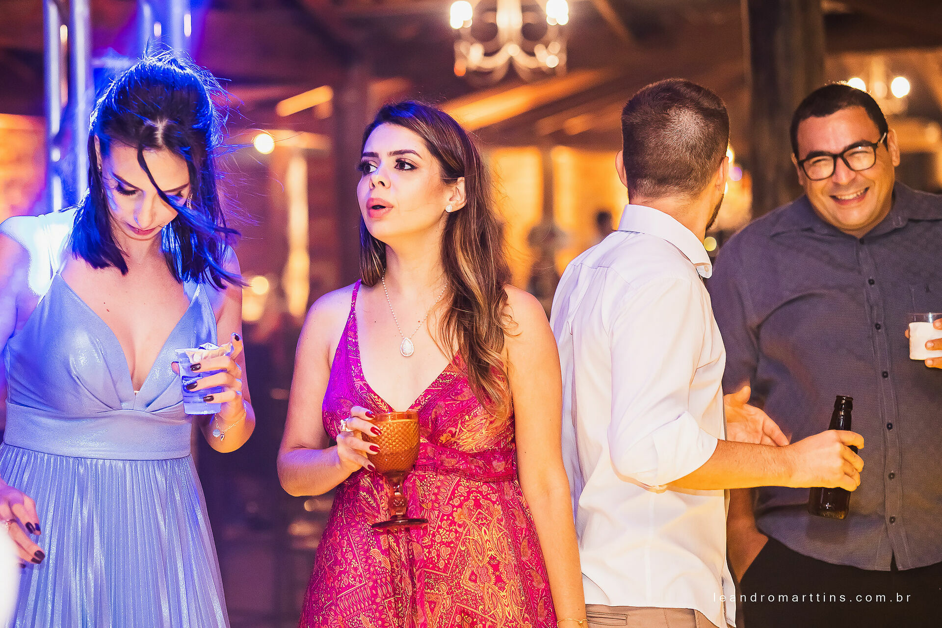 Casamento Marcele e Vitor na igreja Basílica com recepção no espaço Glauber Carvalho