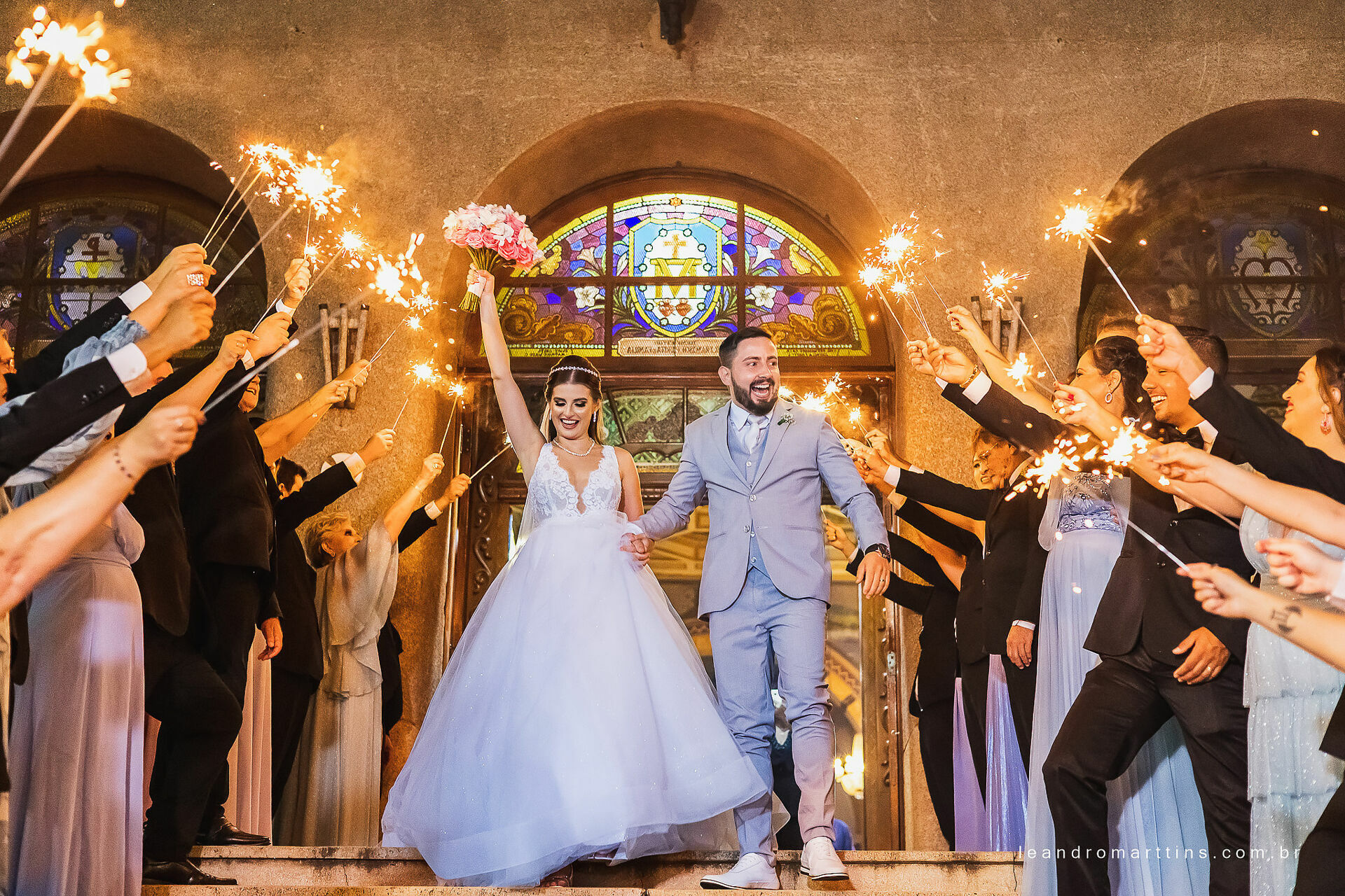 Casamento Marcele e Vitor na igreja Basílica com recepção no espaço Glauber Carvalho