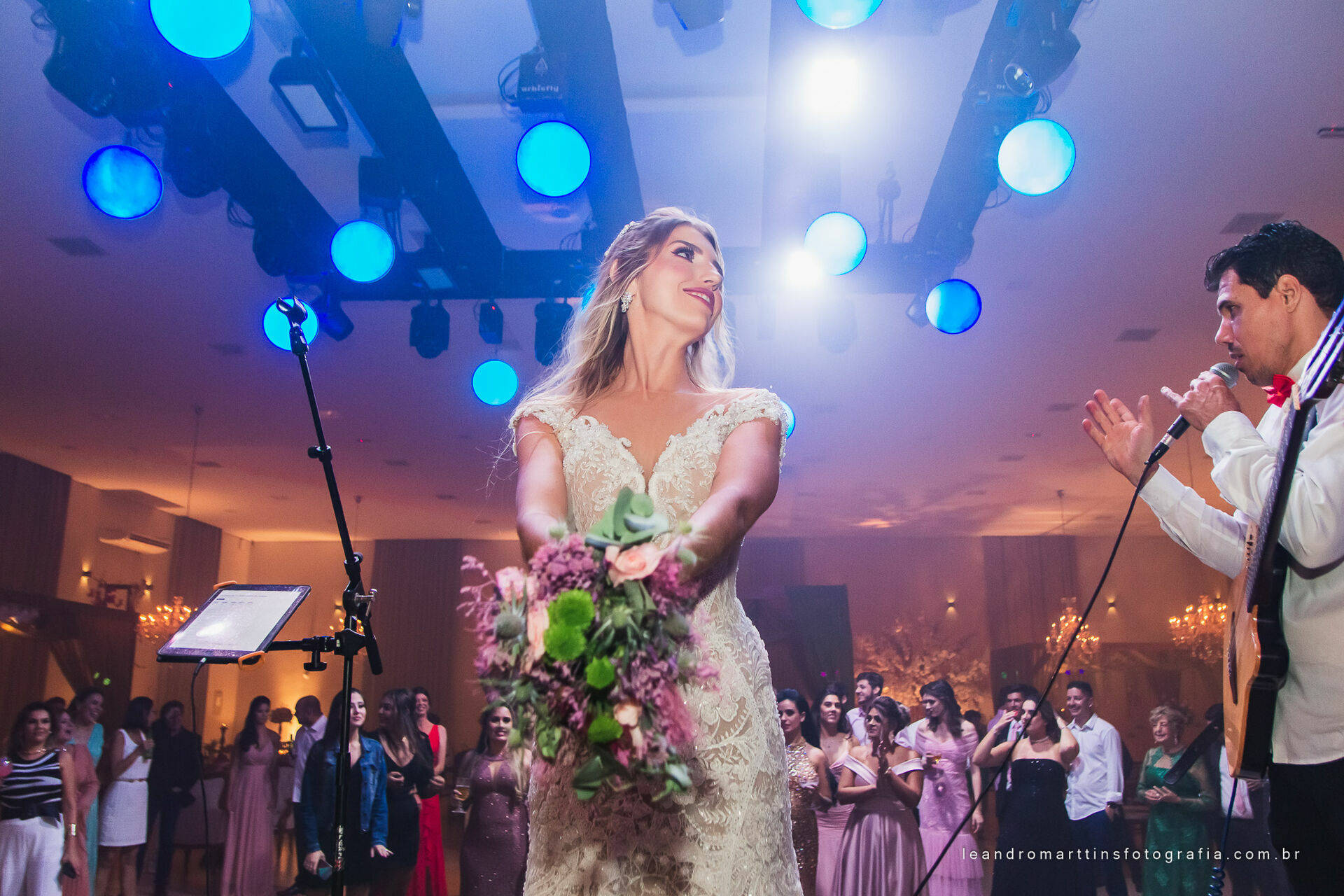Casamento Maria e Gabriel no espaço Bella Faria Eventos