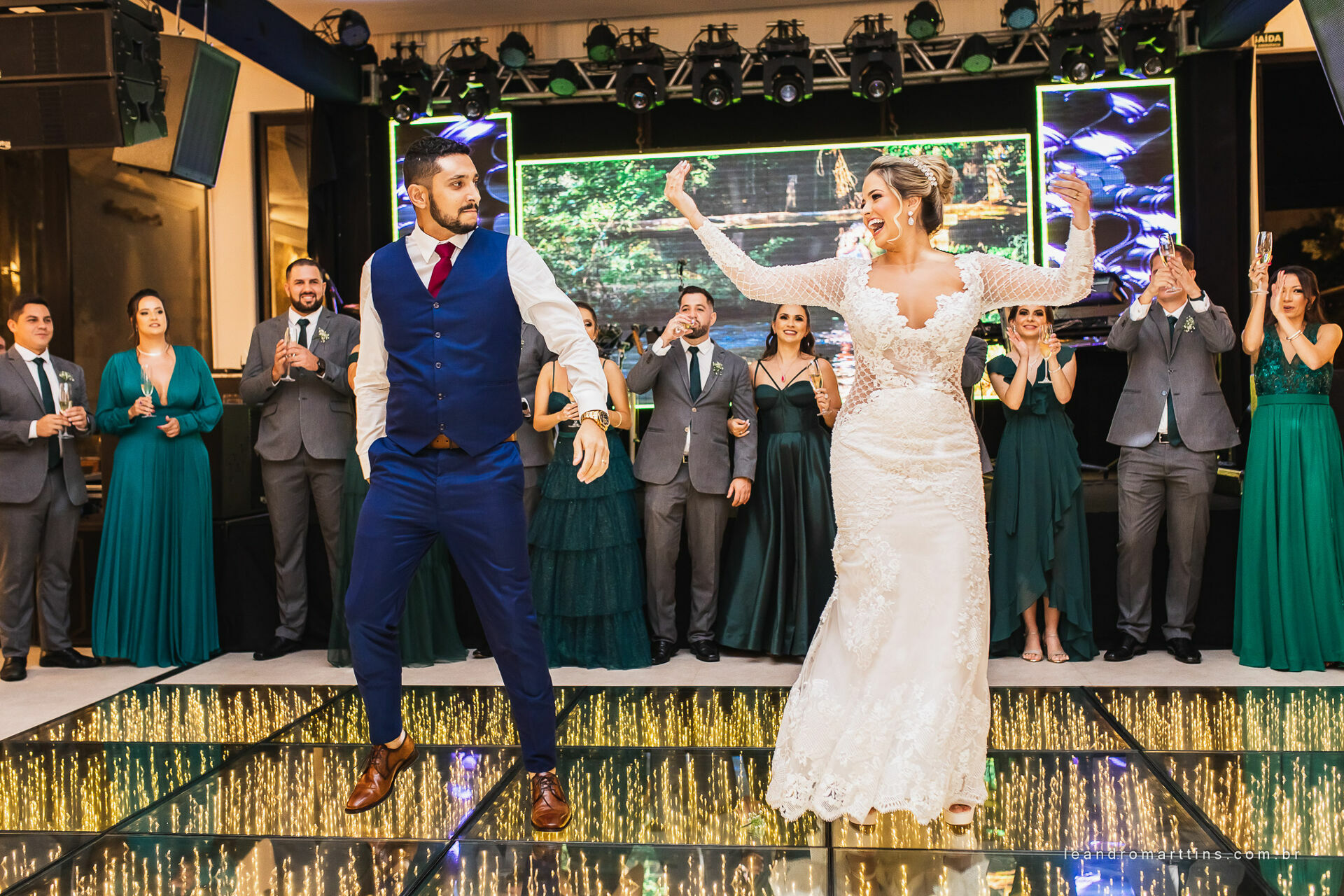 Casamento Larissa e Thiago no espaço Almeida Pires Buffet