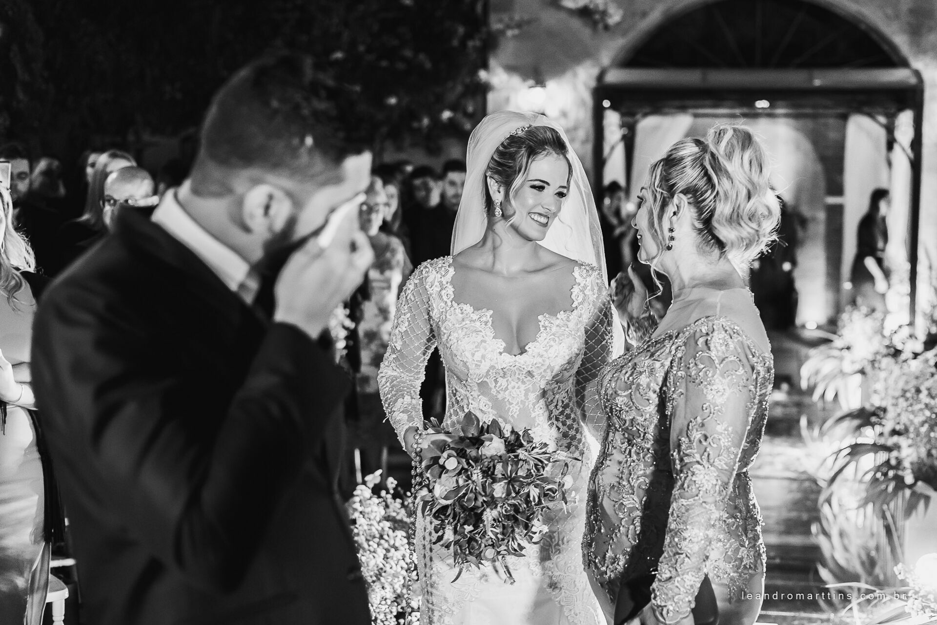 Casamento Larissa e Thiago no espaço Almeida Pires Buffet