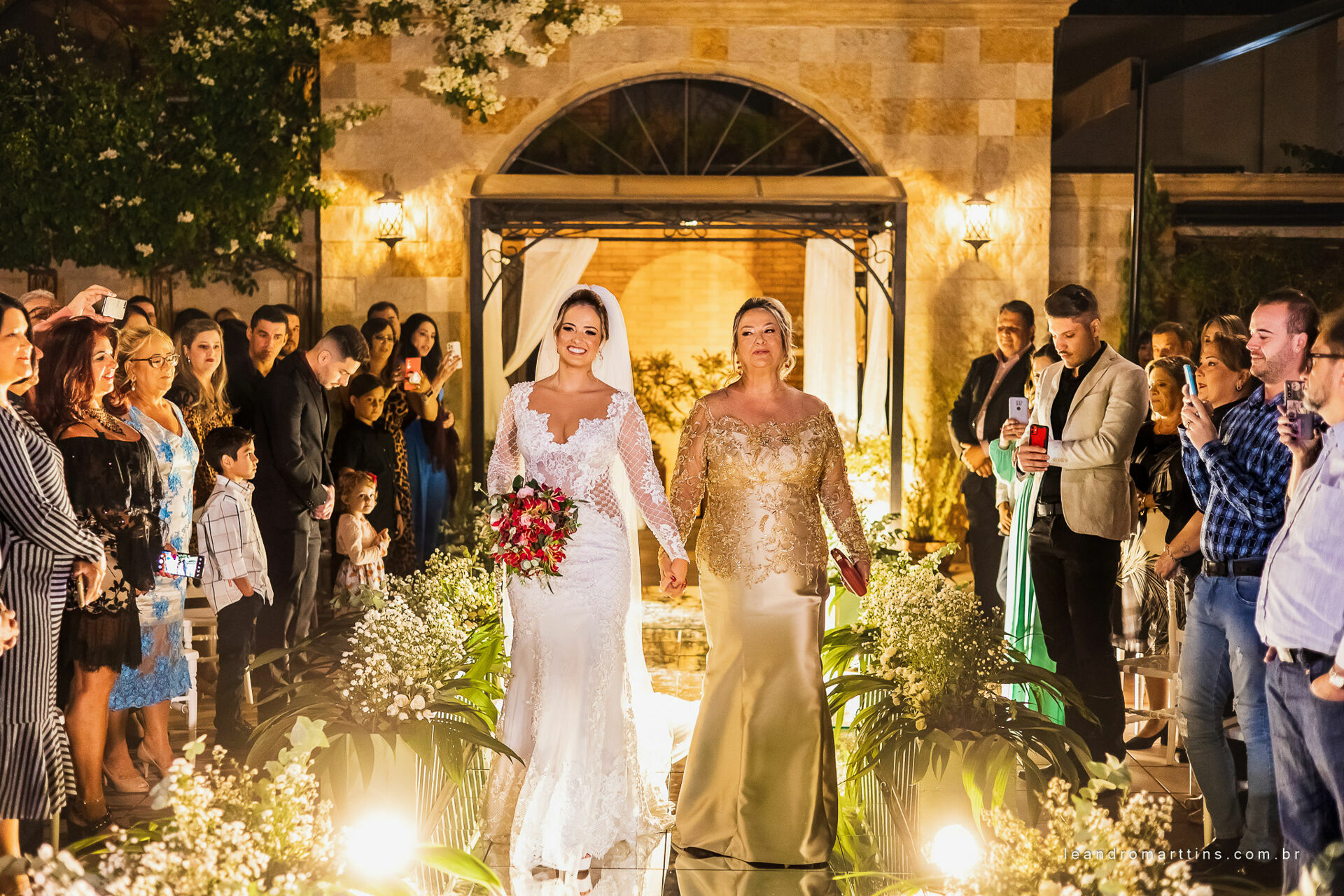 Casamento Larissa e Thiago no espaço Almeida Pires Buffet