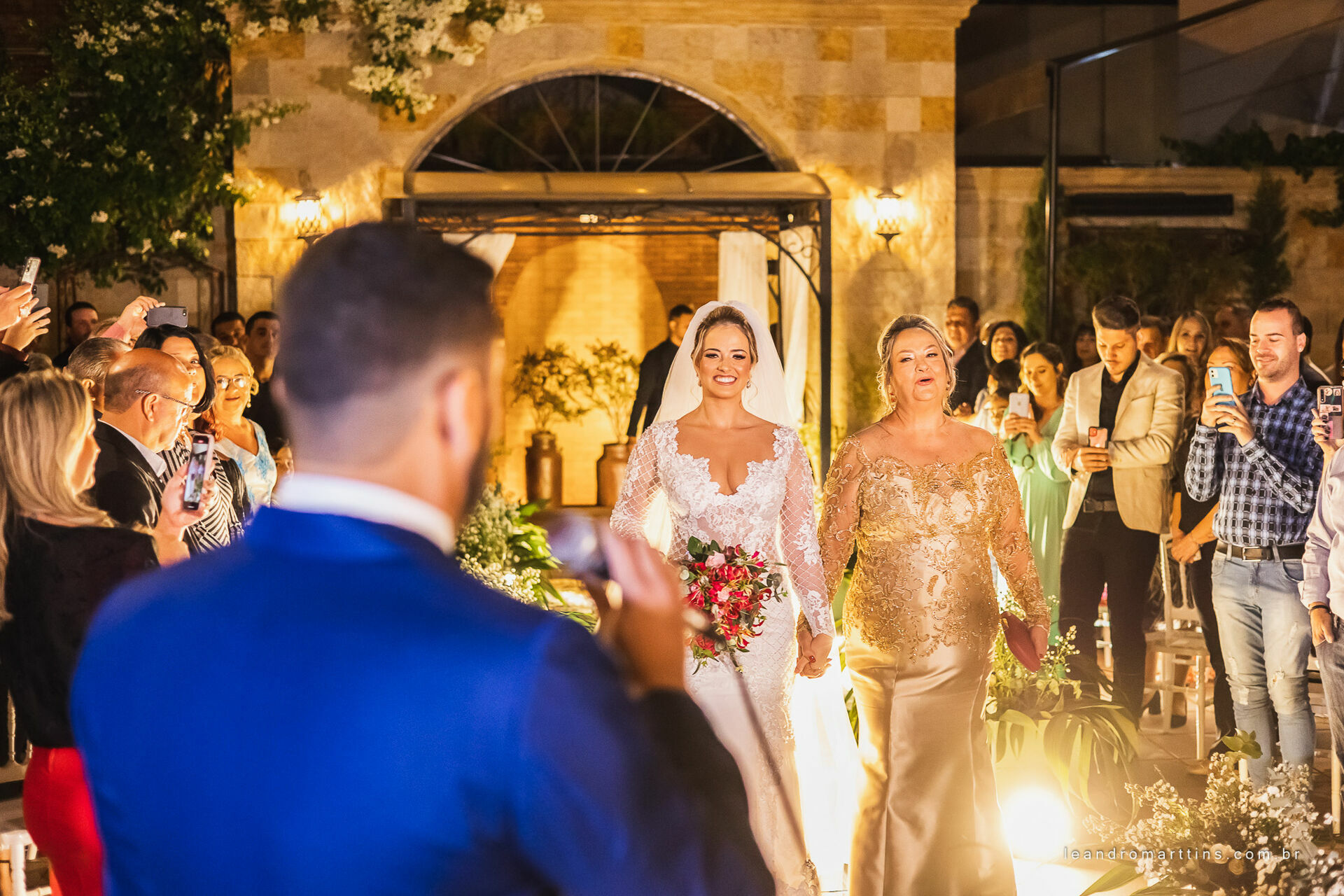 Casamento Larissa e Thiago no espaço Almeida Pires Buffet