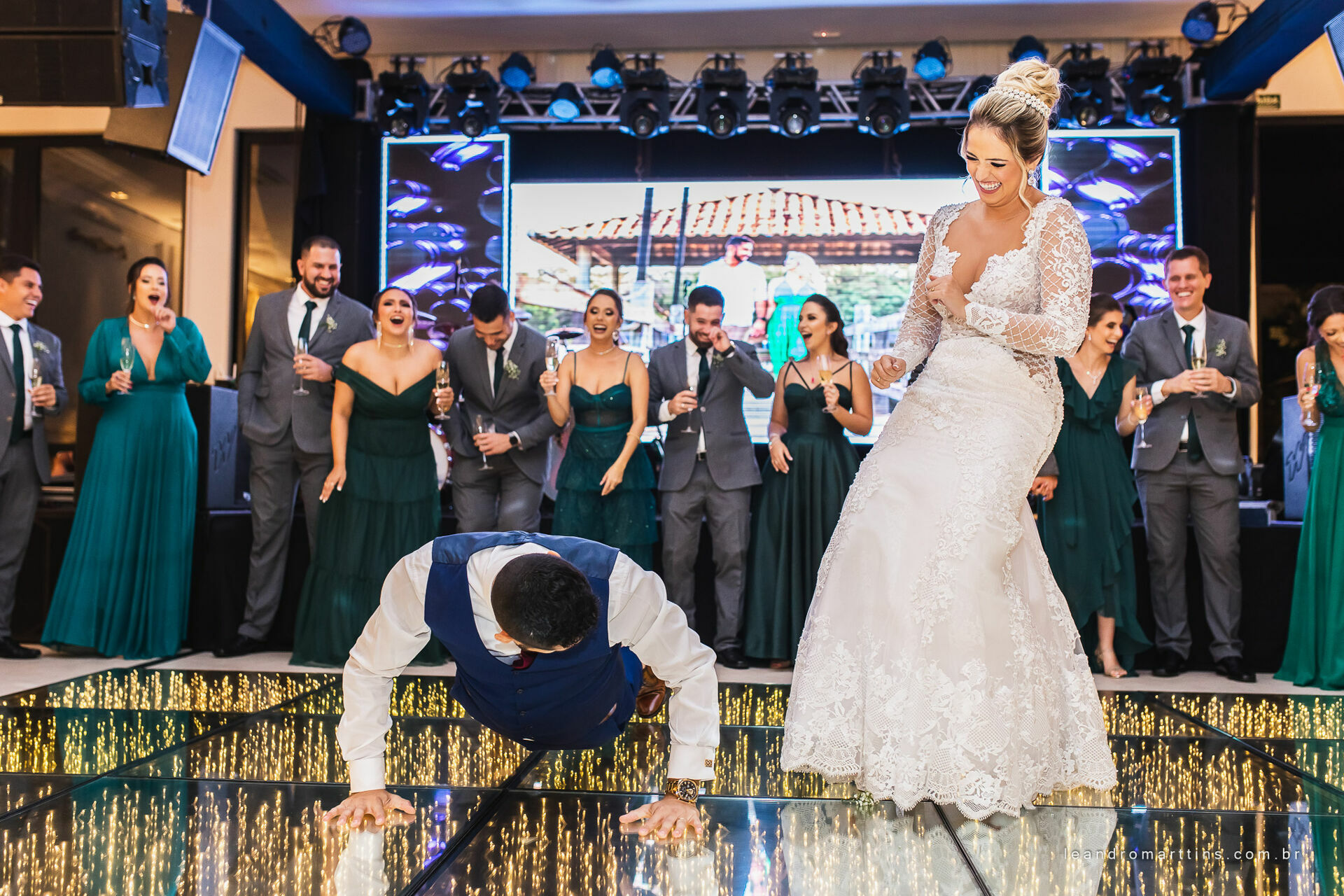 Casamento Larissa e Thiago no espaço Almeida Pires Buffet
