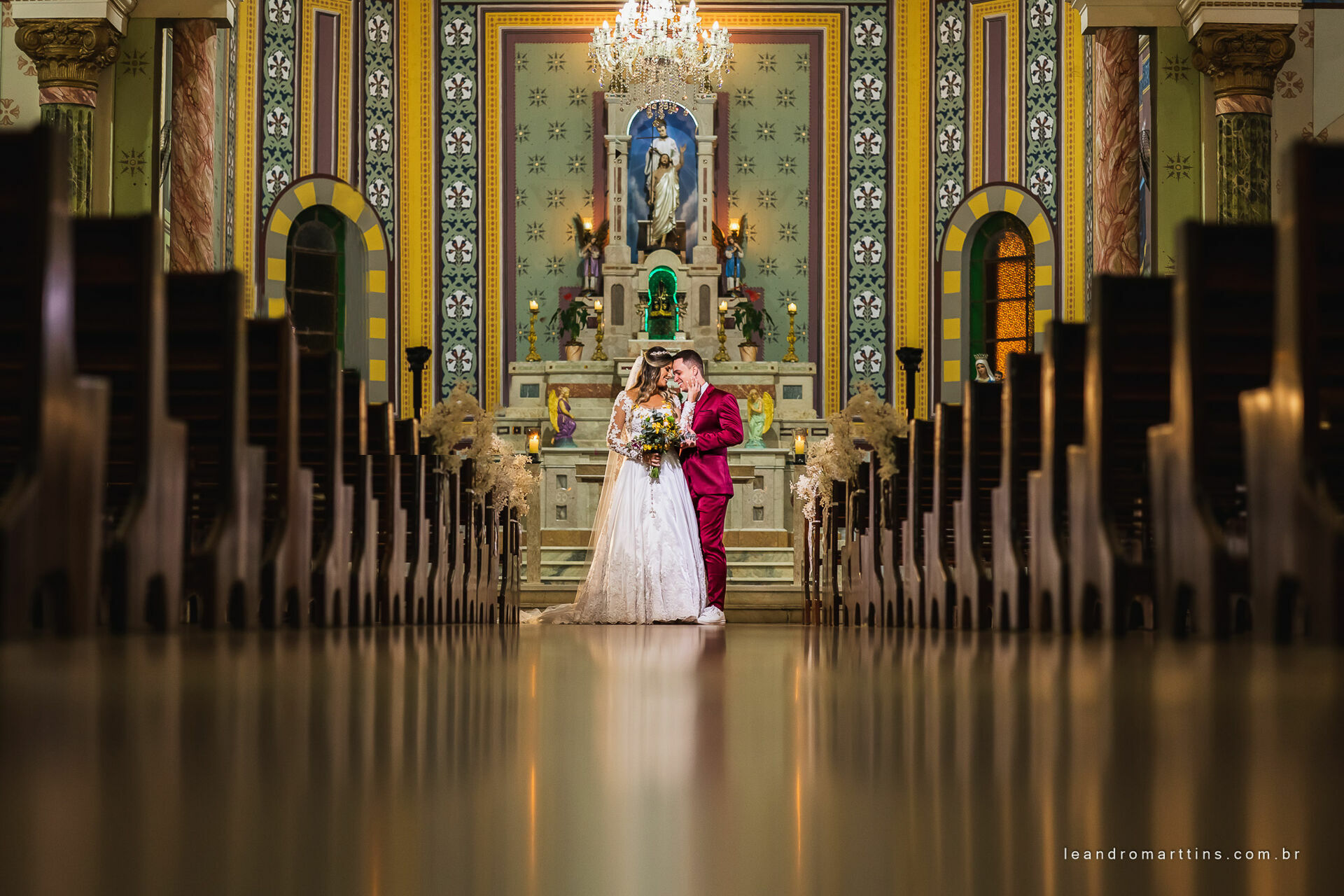 Casamento Laura e Davi no espaço Bella Faria Eventos