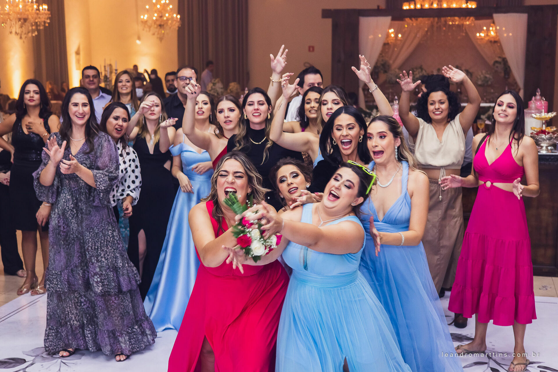 Casamento Laura e Davi no espaço Bella Faria Eventos