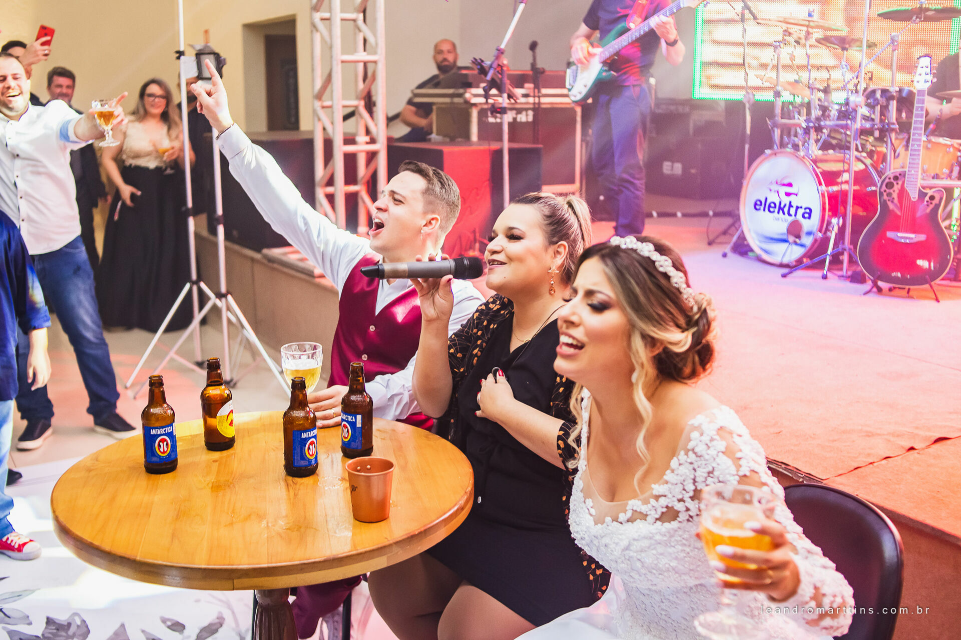 Casamento Laura e Davi no espaço Bella Faria Eventos