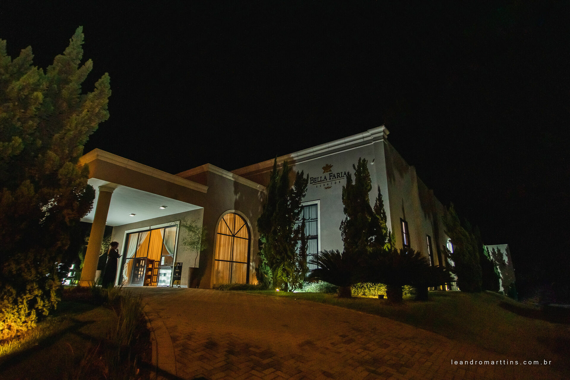 Casamento Laura e Davi no espaço Bella Faria Eventos