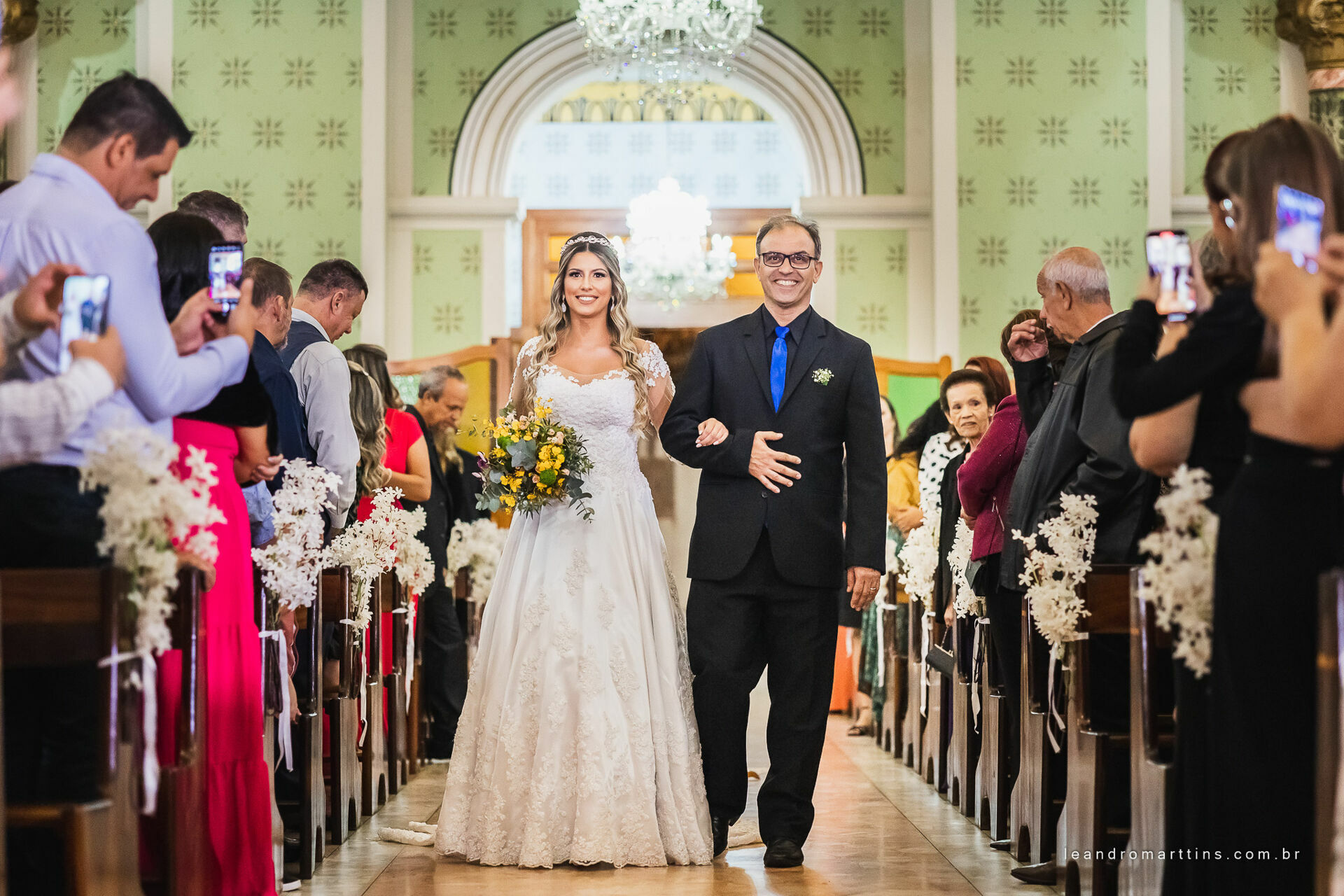 Casamento Laura e Davi no espaço Bella Faria Eventos