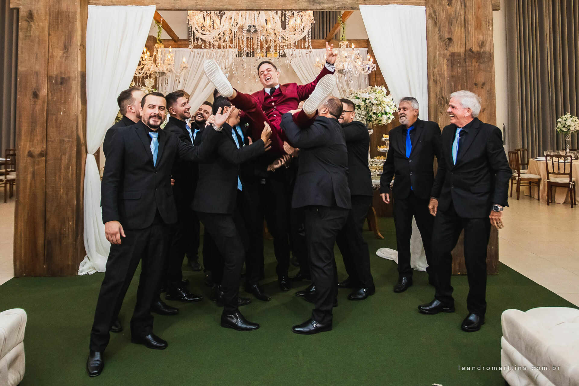 Casamento Laura e Davi no espaço Bella Faria Eventos