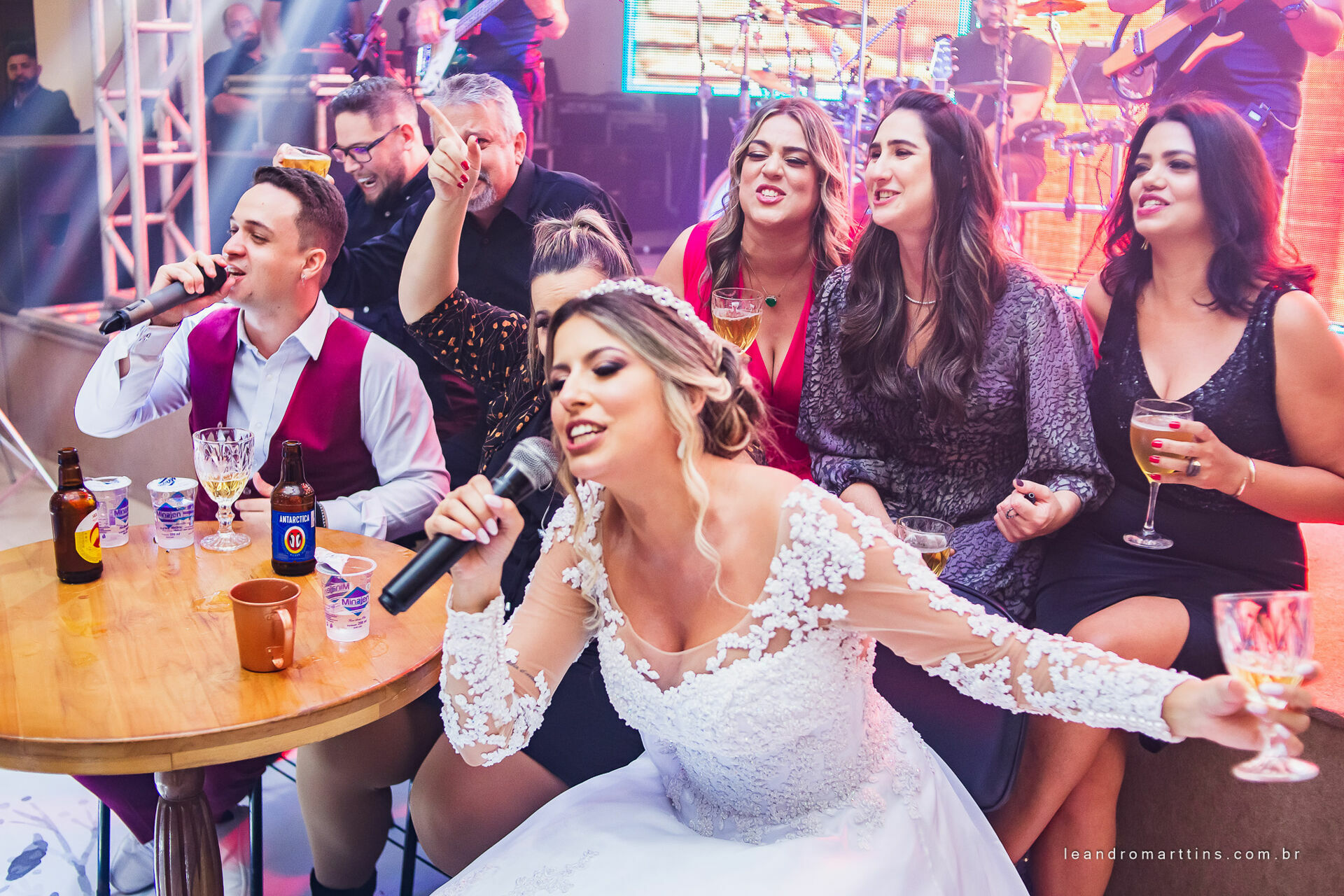 Casamento Laura e Davi no espaço Bella Faria Eventos