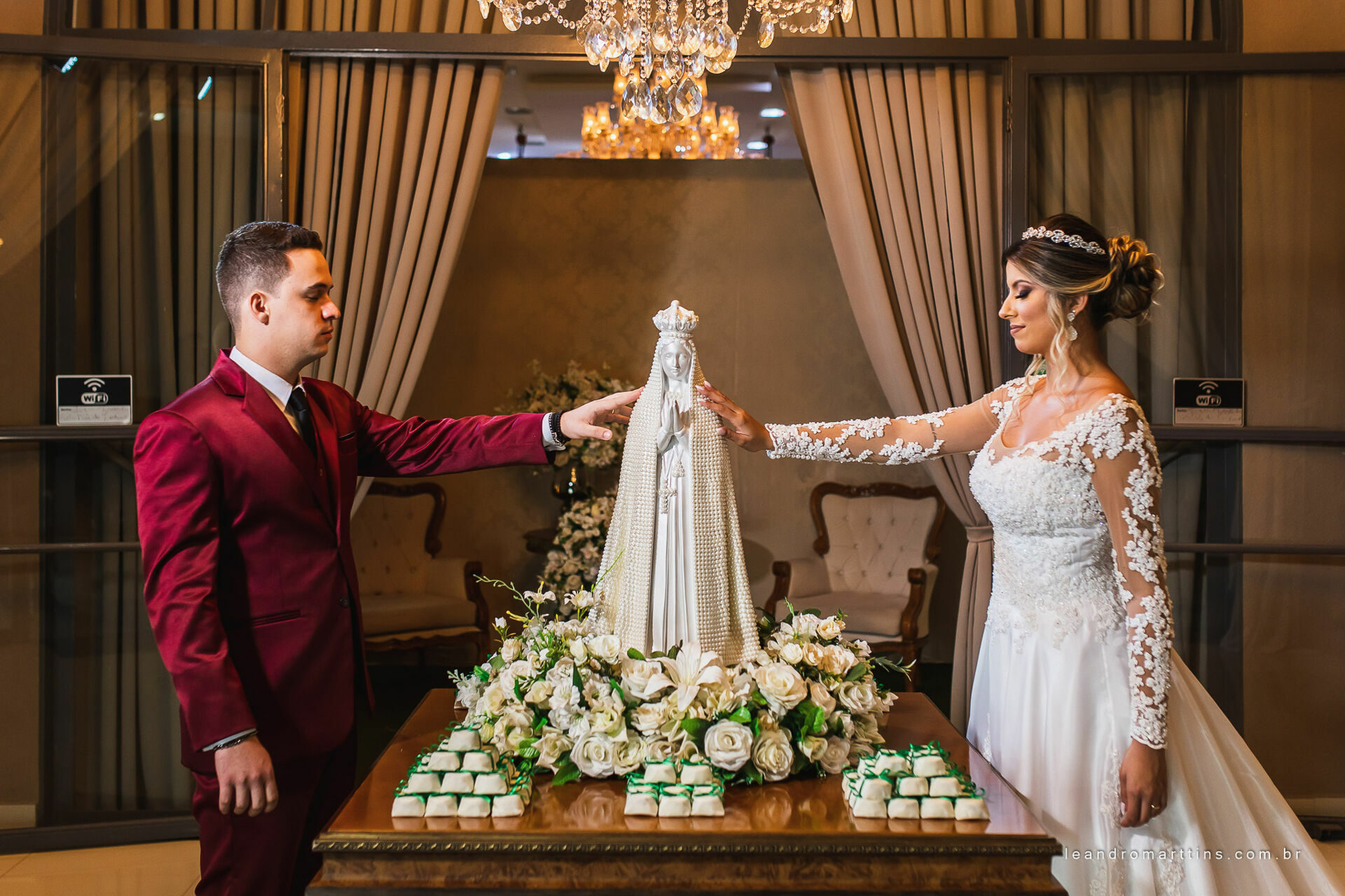 Casamento Laura e Davi no espaço Bella Faria Eventos
