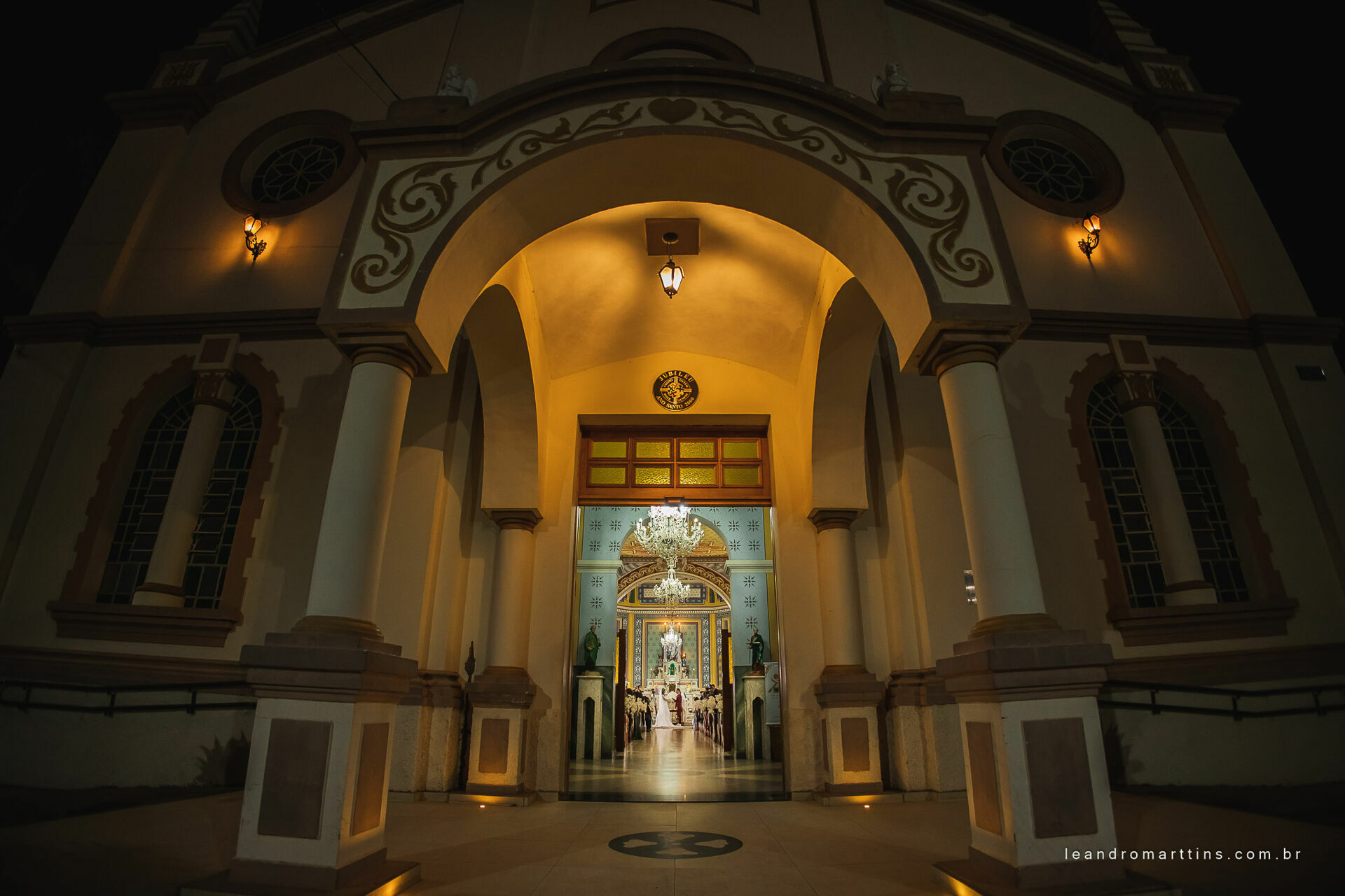 Casamento Laura e Davi no espaço Bella Faria Eventos