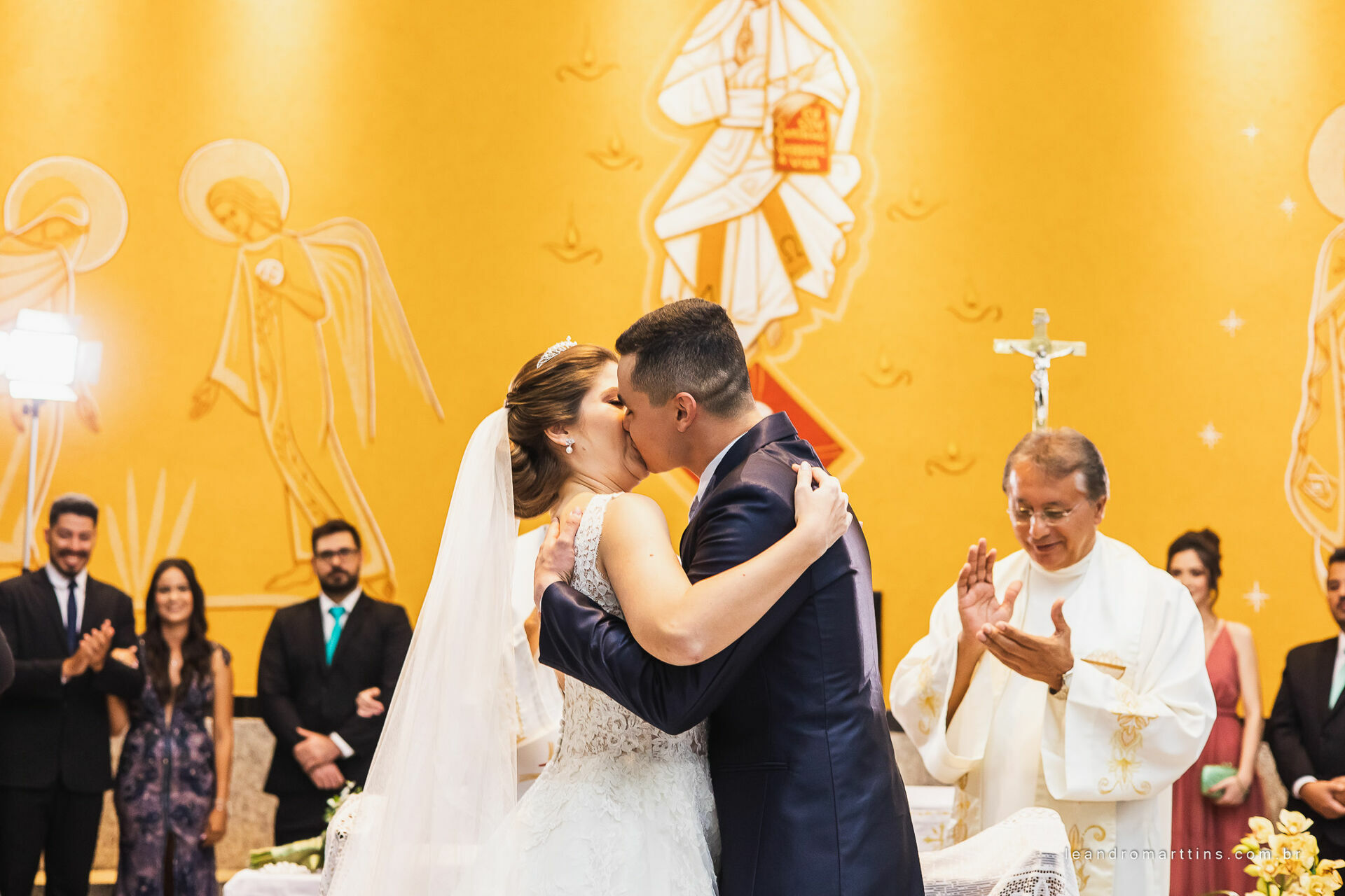Casamento Caroline e Leonardo na Igreja Nossa Senhora do Brasil