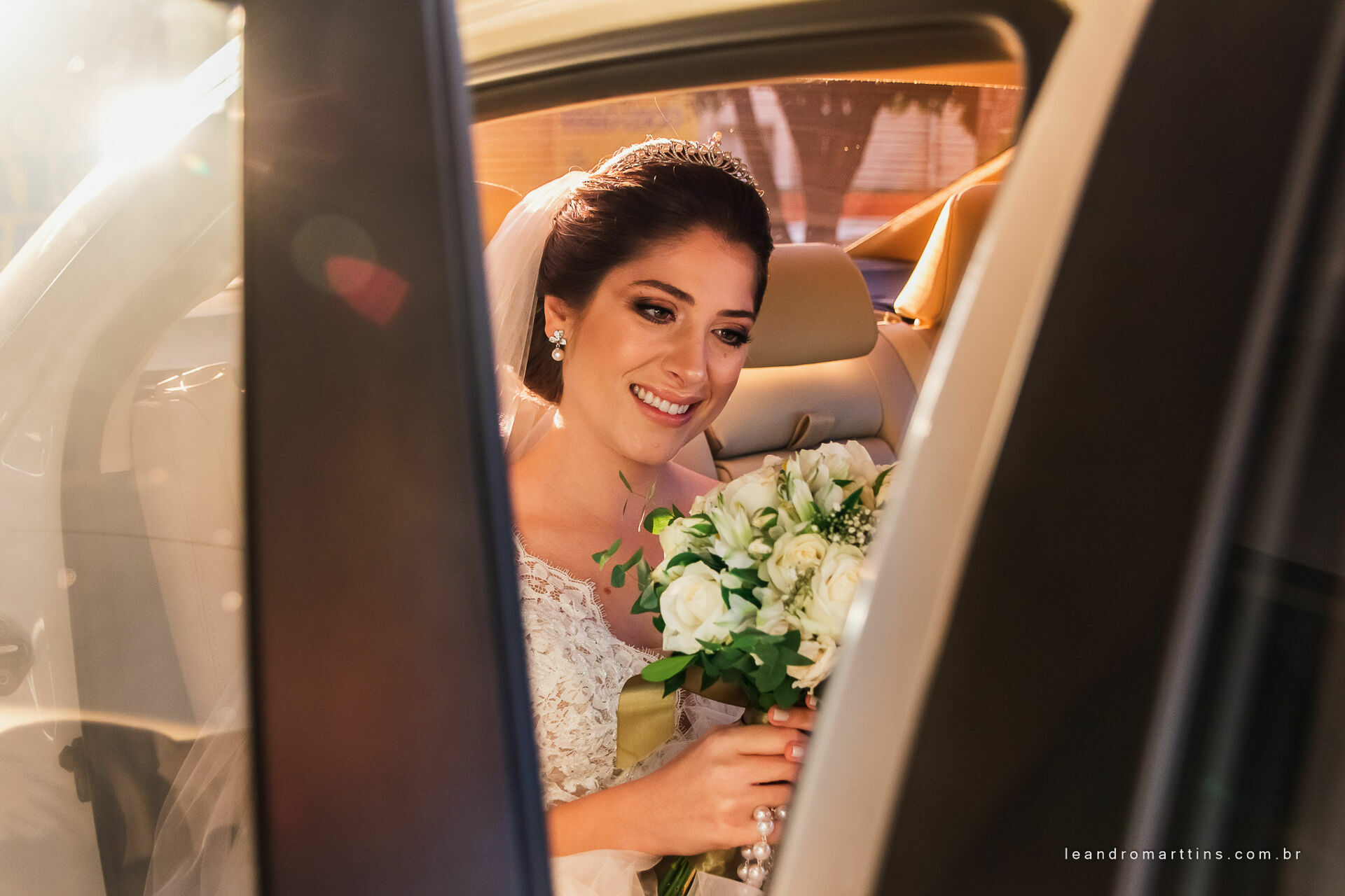 Casamento Caroline e Leonardo na Igreja Nossa Senhora do Brasil