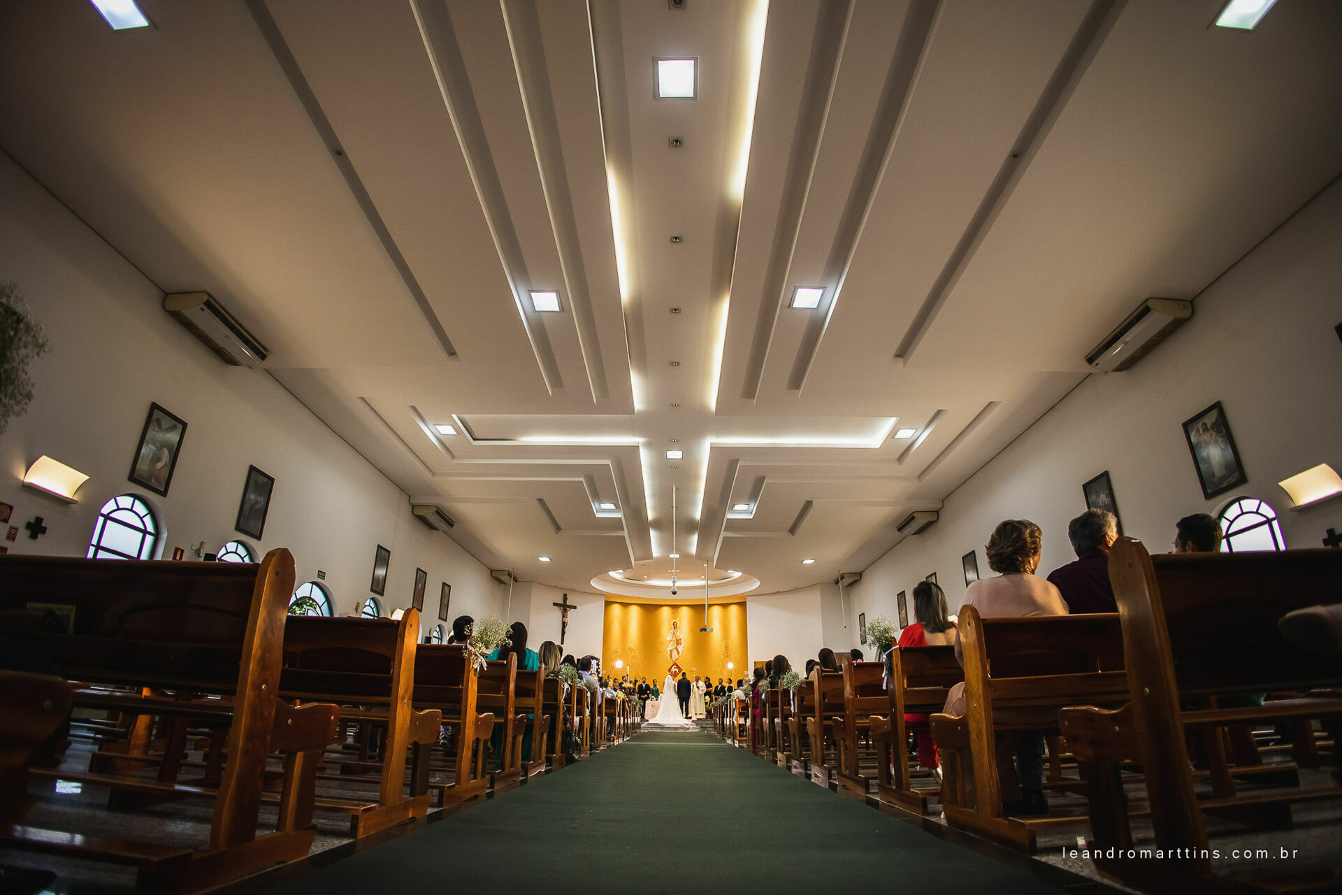 Casamento Caroline e Leonardo na Igreja Nossa Senhora do Brasil