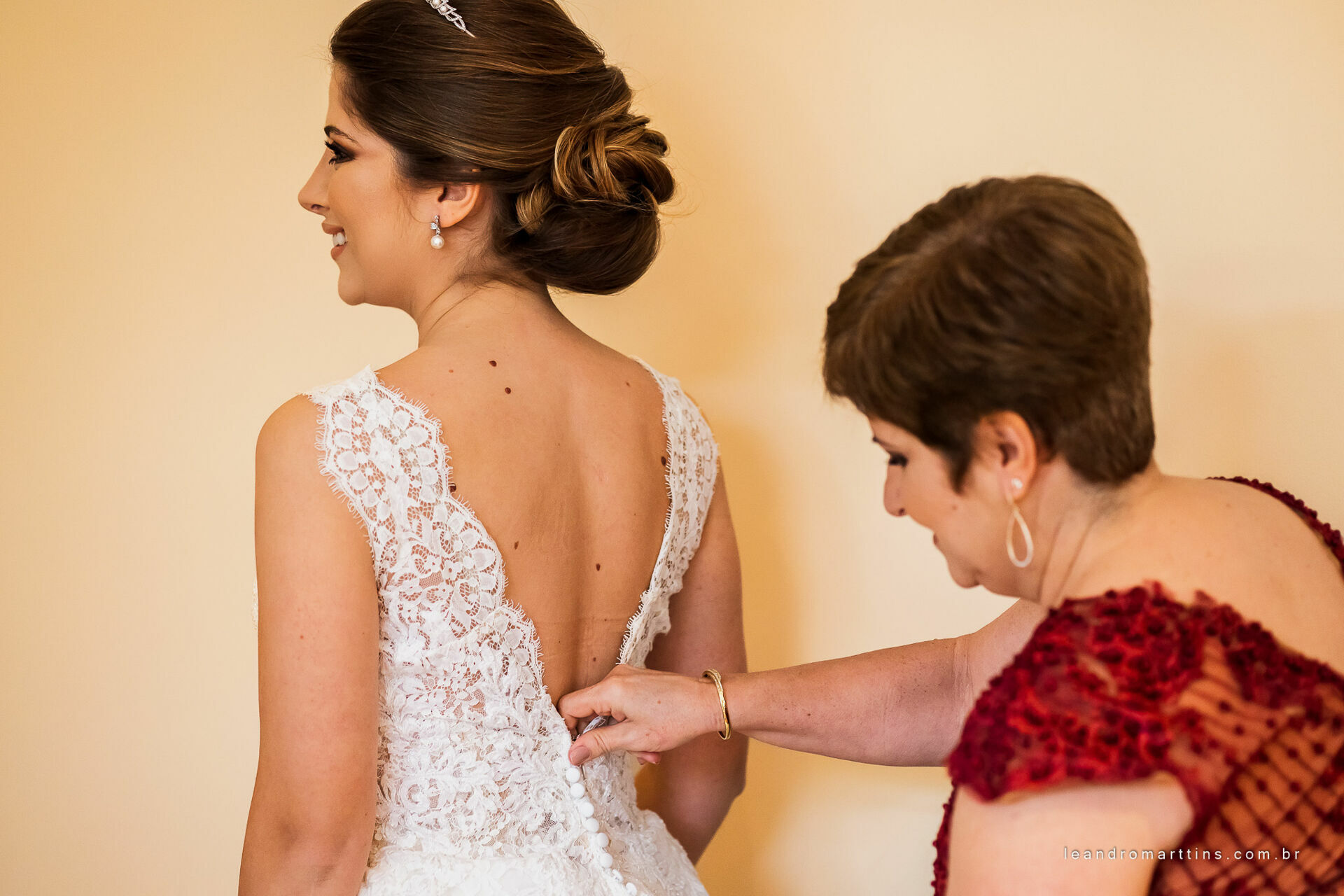 Casamento Caroline e Leonardo na Igreja Nossa Senhora do Brasil