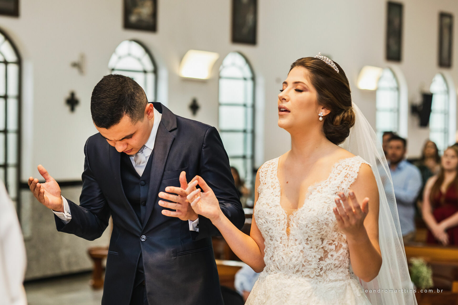Casamento Caroline e Leonardo na Igreja Nossa Senhora do Brasil