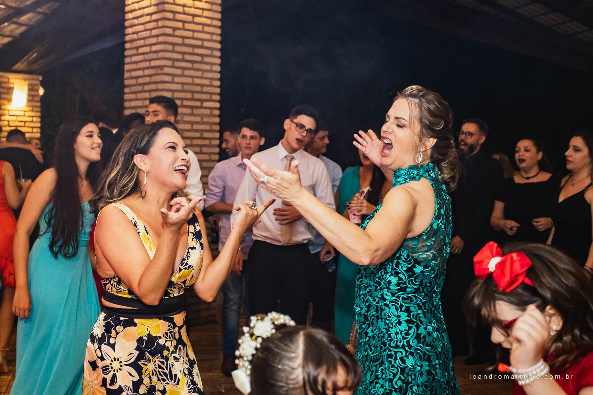 Casamento Caroline e Leonardo na Igreja Nossa Senhora do Brasil