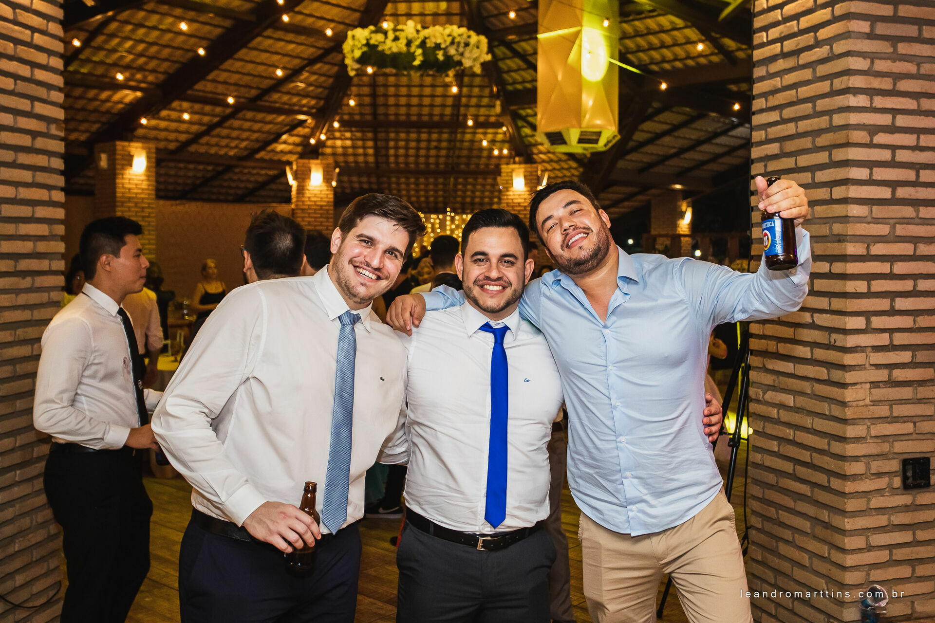 Casamento Caroline e Leonardo na Igreja Nossa Senhora do Brasil