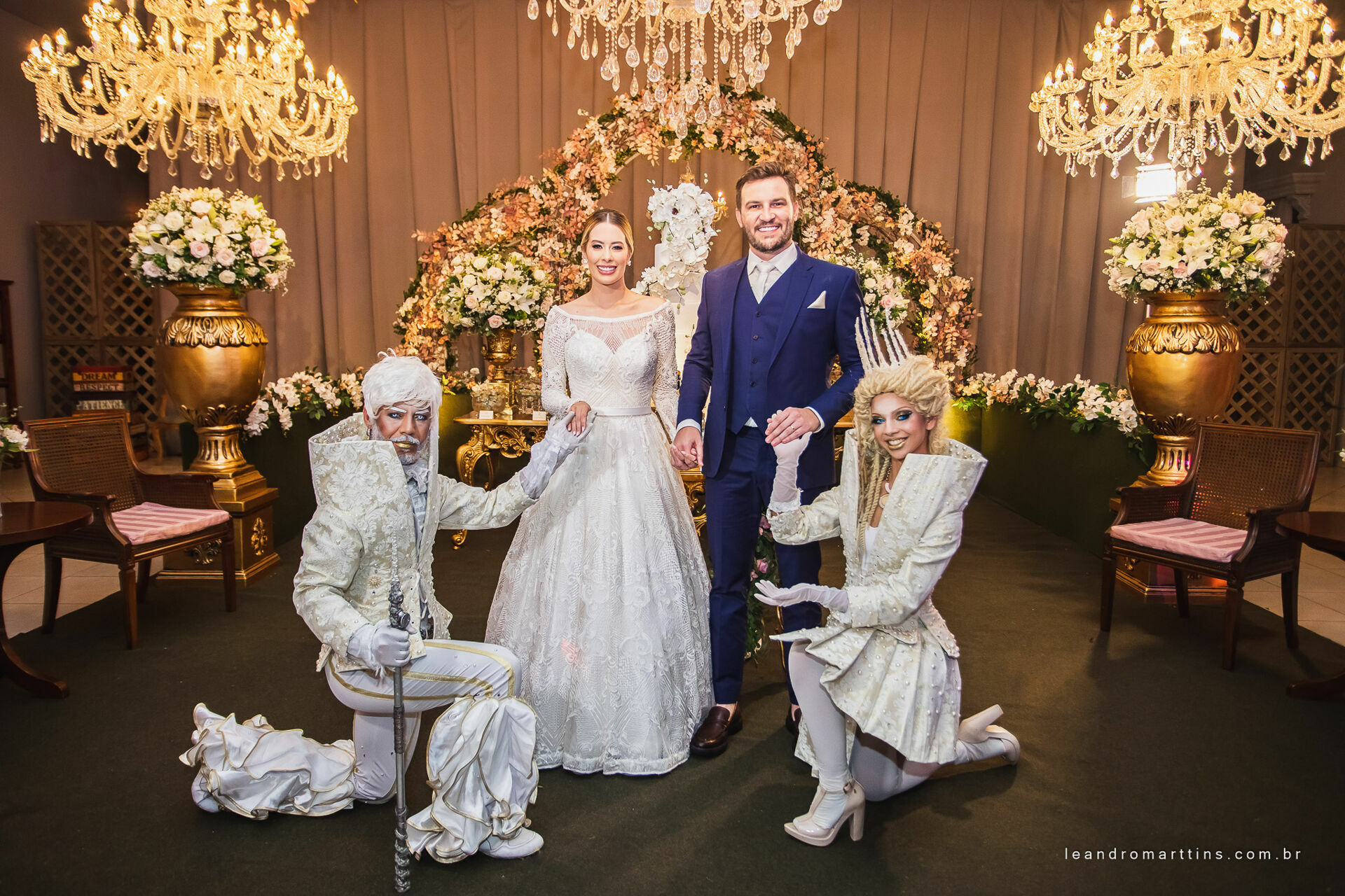 Casamento Thayna e Fernando no espaço Casa Évora Eventos