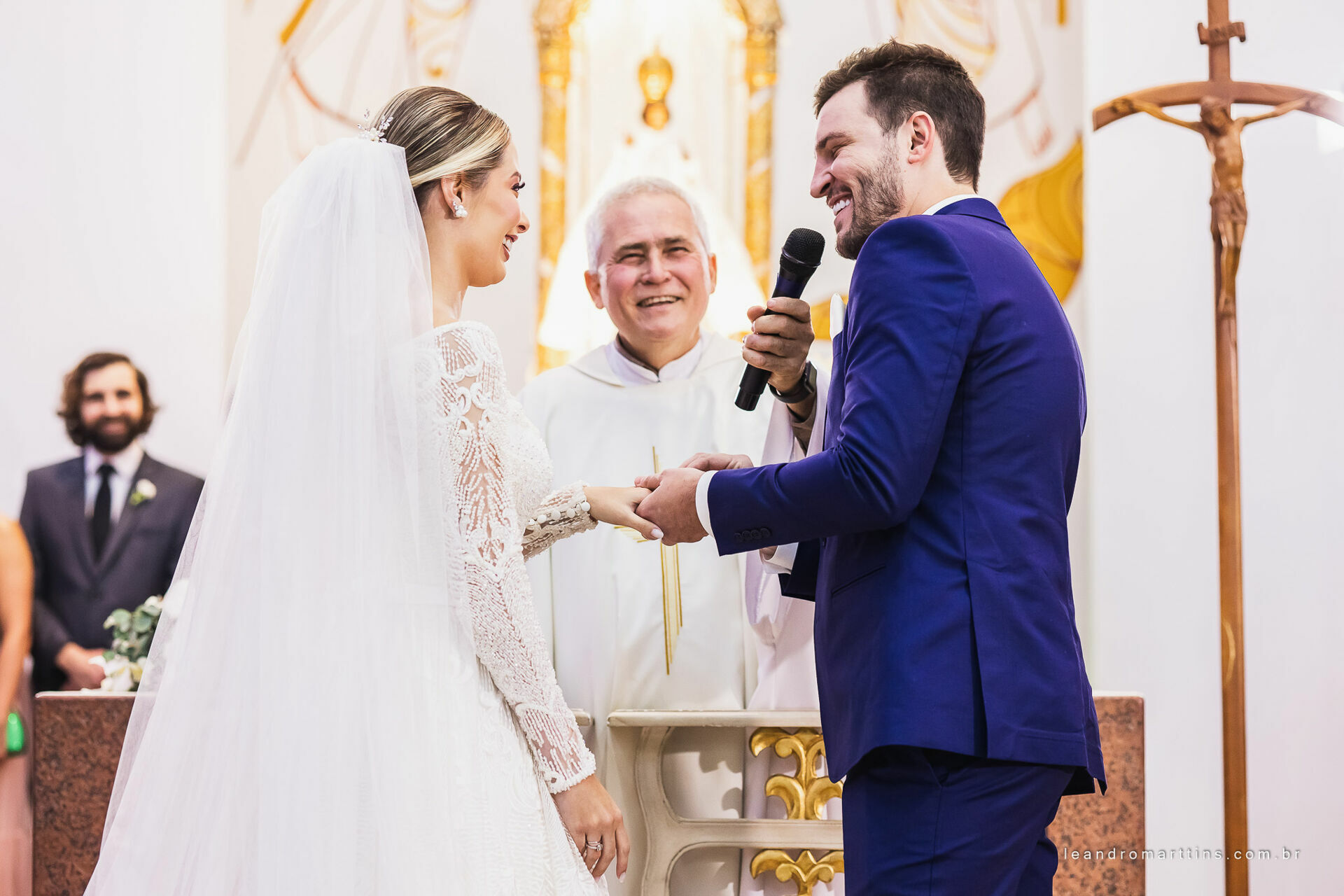 Casamento Thayna e Fernando no espaço Casa Évora Eventos
