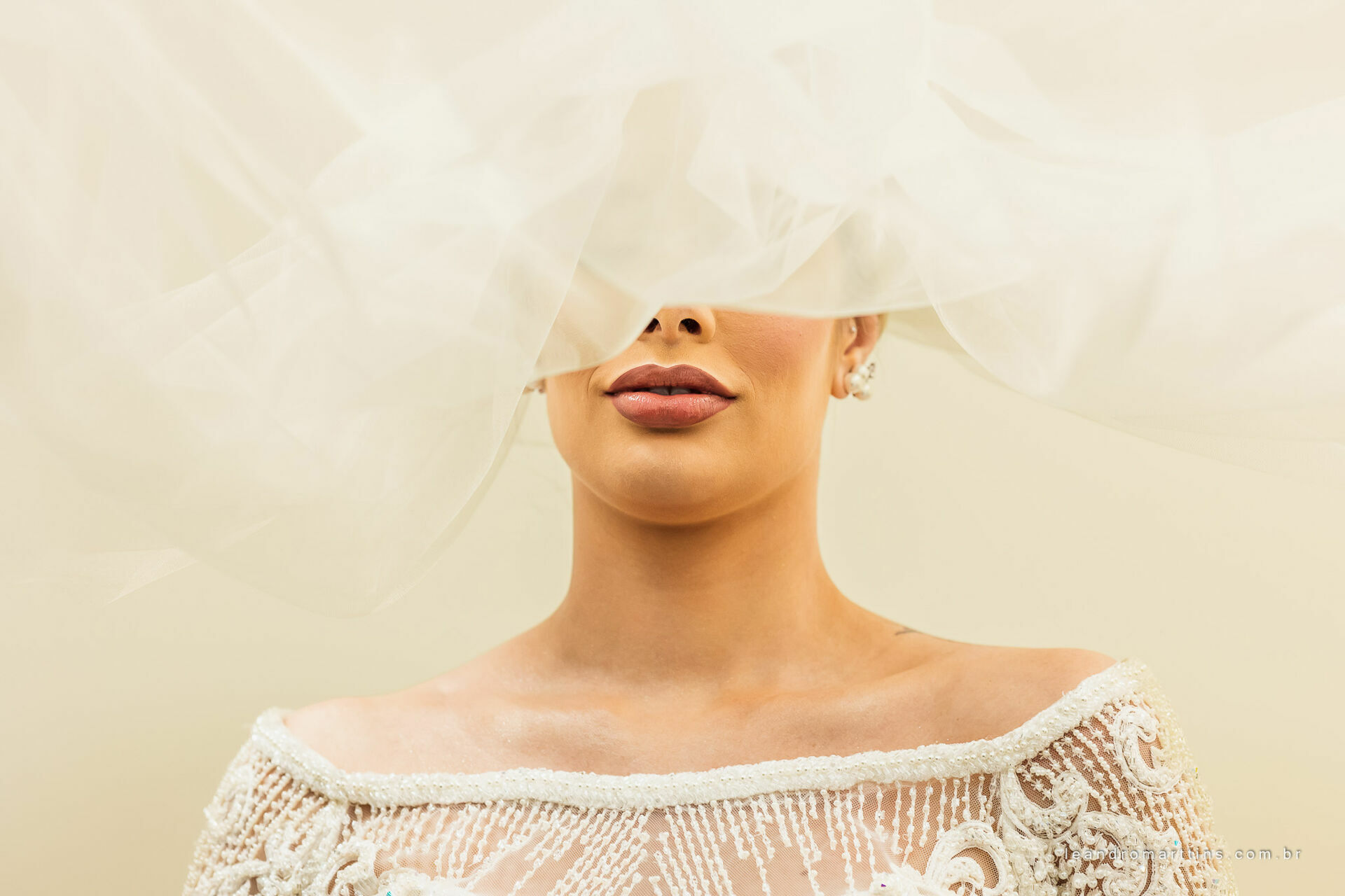 Casamento Thayna e Fernando no espaço Casa Évora Eventos