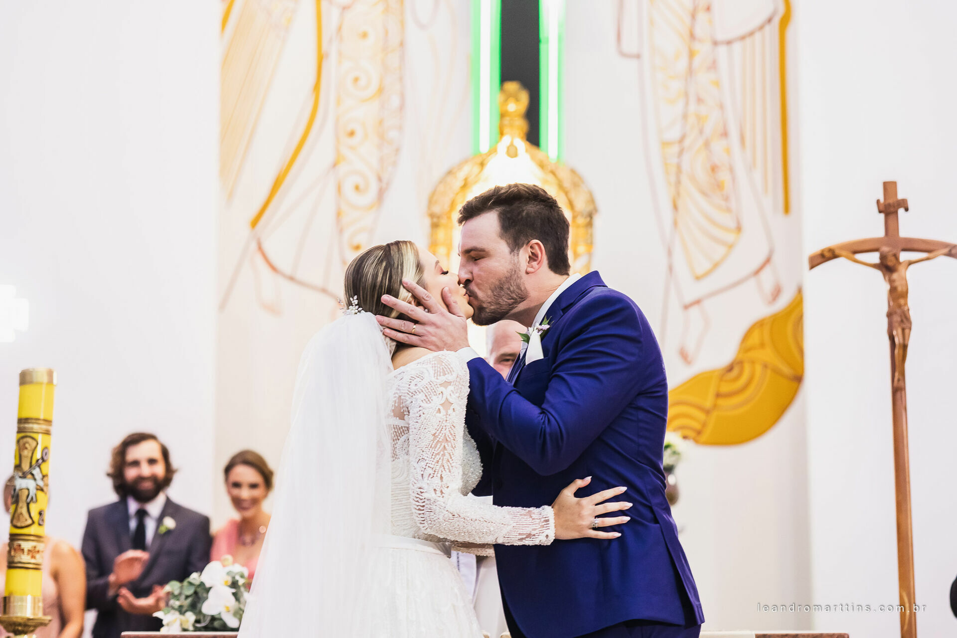 Casamento Thayna e Fernando no espaço Casa Évora Eventos