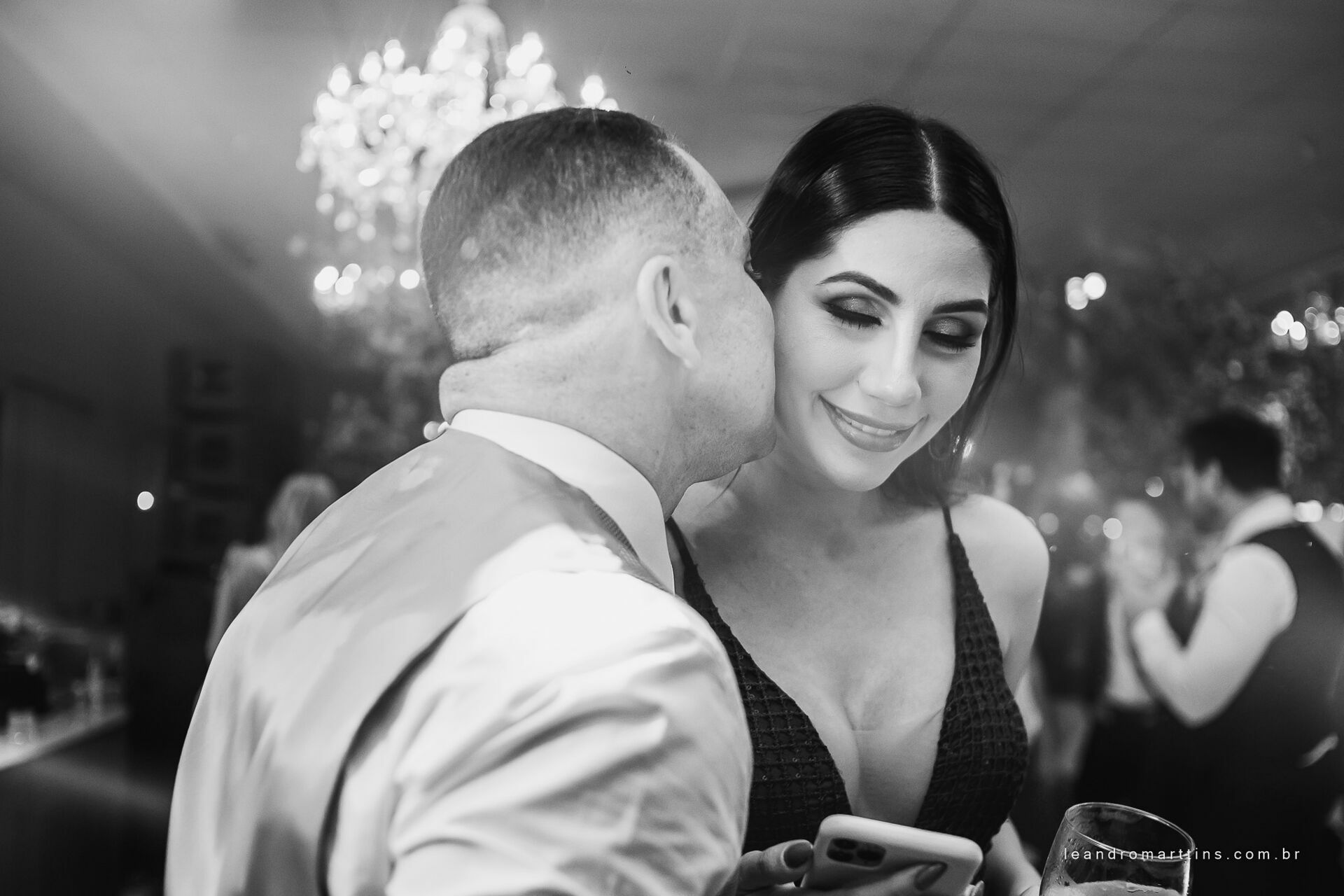 Casamento Thayna e Fernando no espaço Casa Évora Eventos
